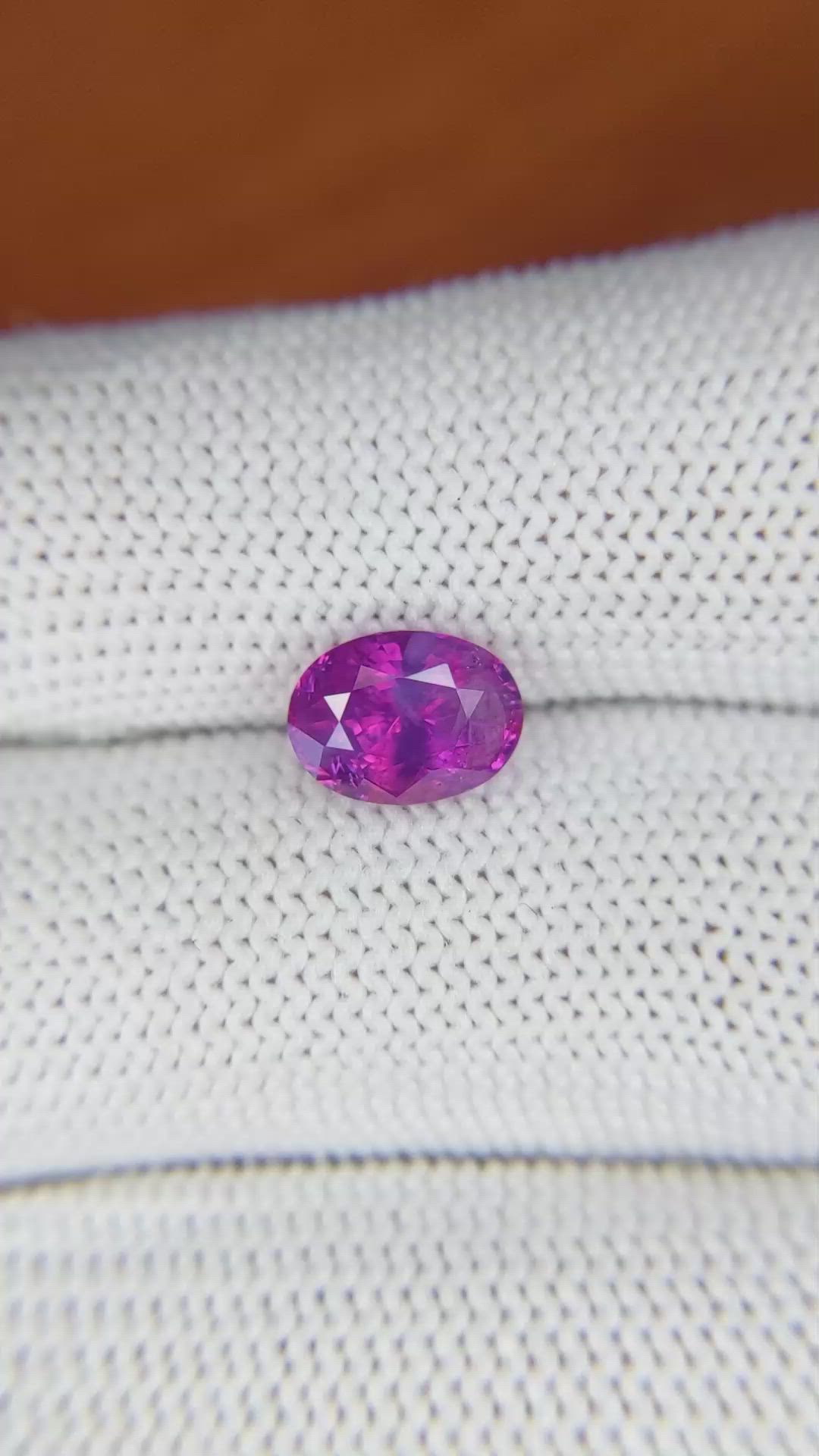 2.17 Ct. Pinkish Purple Sapphire from Ceylon (Sri Lanka) Size Video