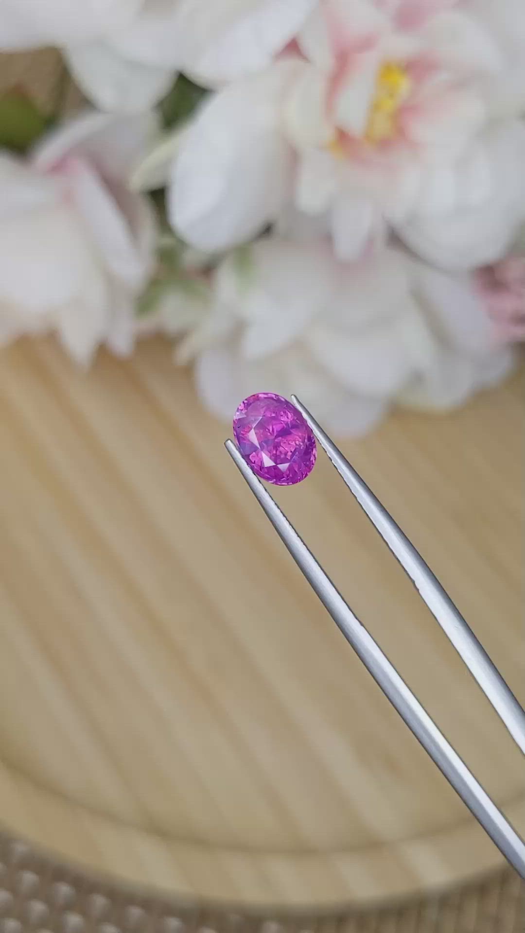 2.17 Ct. Pinkish Purple Sapphire from Ceylon (Sri Lanka) Size Video