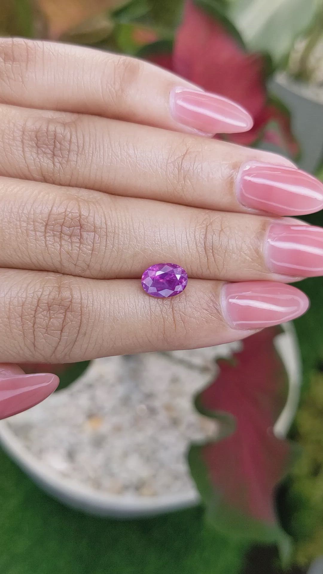 2.17 Ct. Pinkish Purple Sapphire from Ceylon (Sri Lanka) Size Video