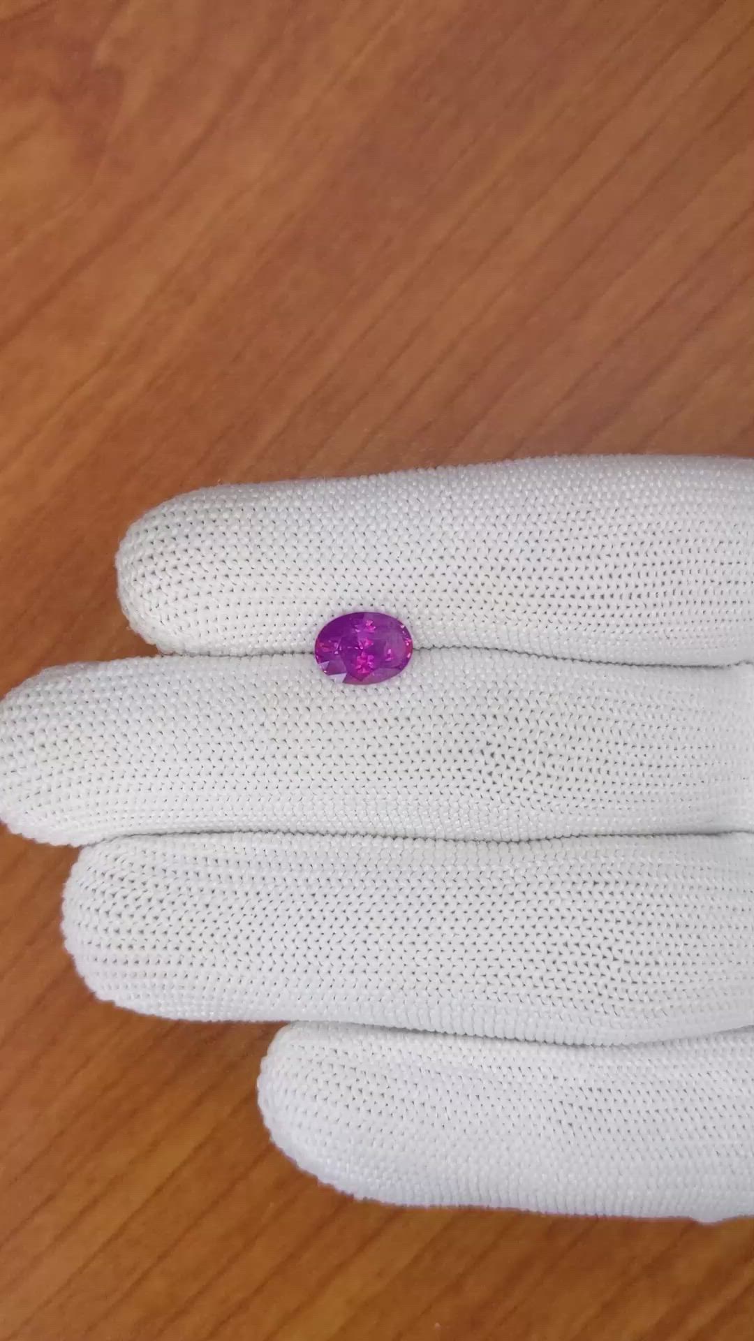 2.17 Ct. Pinkish Purple Sapphire from Ceylon (Sri Lanka) Size Video