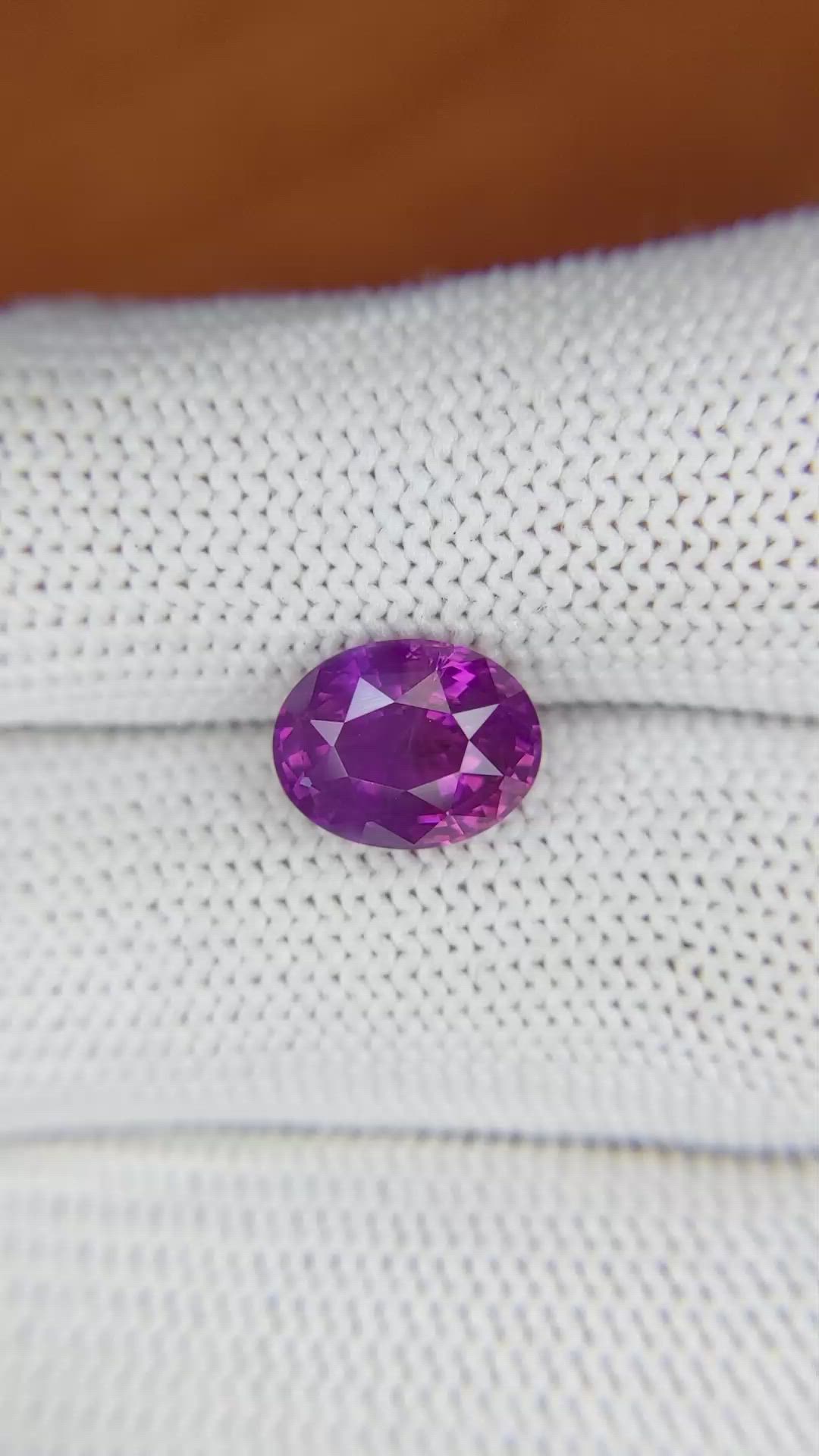 3.33 Ct. Pinkish Purple Sapphire from Ceylon (Sri Lanka) Size Video