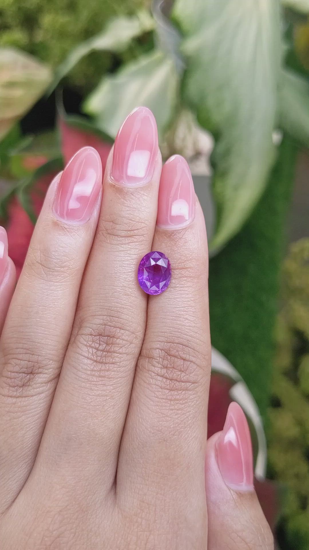 3.33 Ct. Pinkish Purple Sapphire from Ceylon (Sri Lanka) Size Video