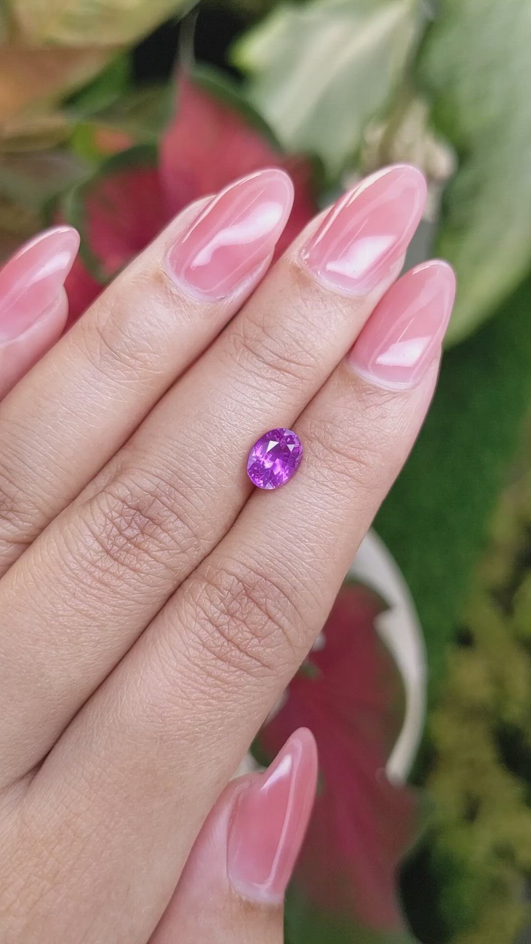 1.54 Ct. Pinkish Purple Sapphire from Ceylon (Sri Lanka) Size Video