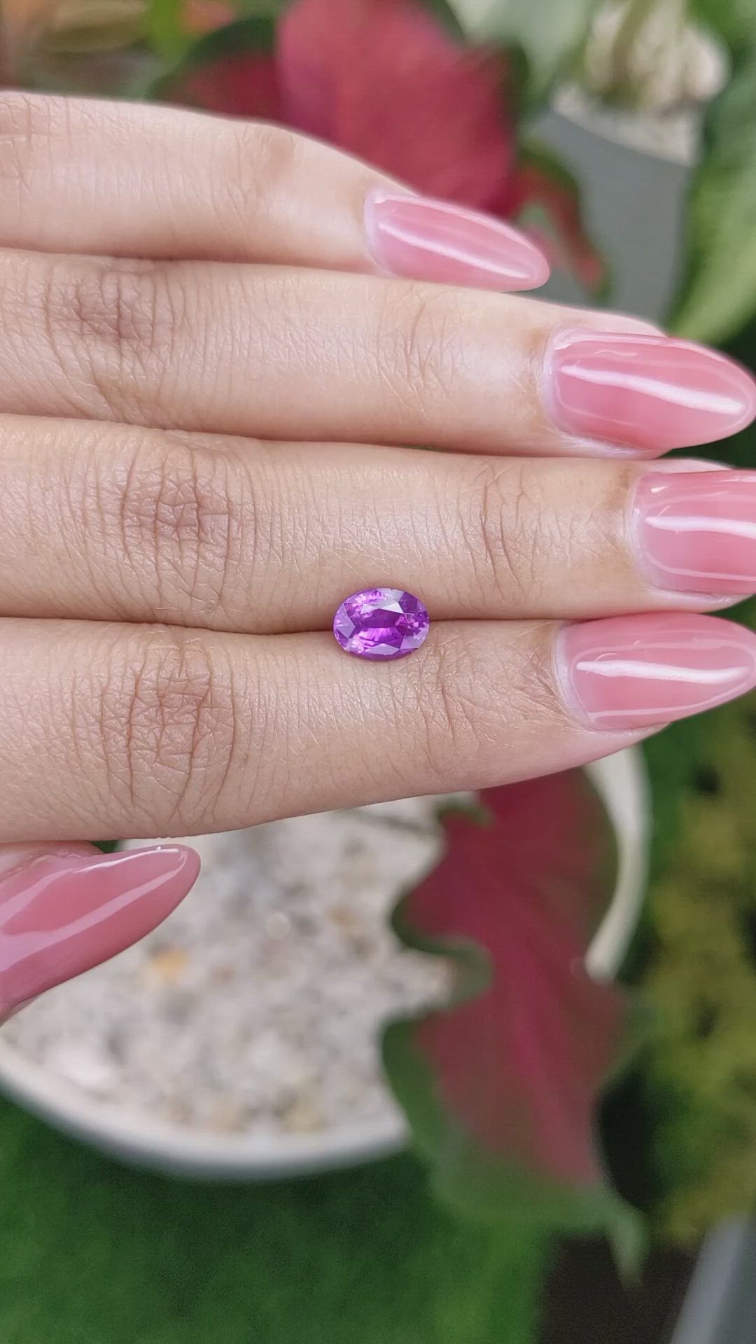 1.54 Ct. Pinkish Purple Sapphire from Ceylon (Sri Lanka) Size Video