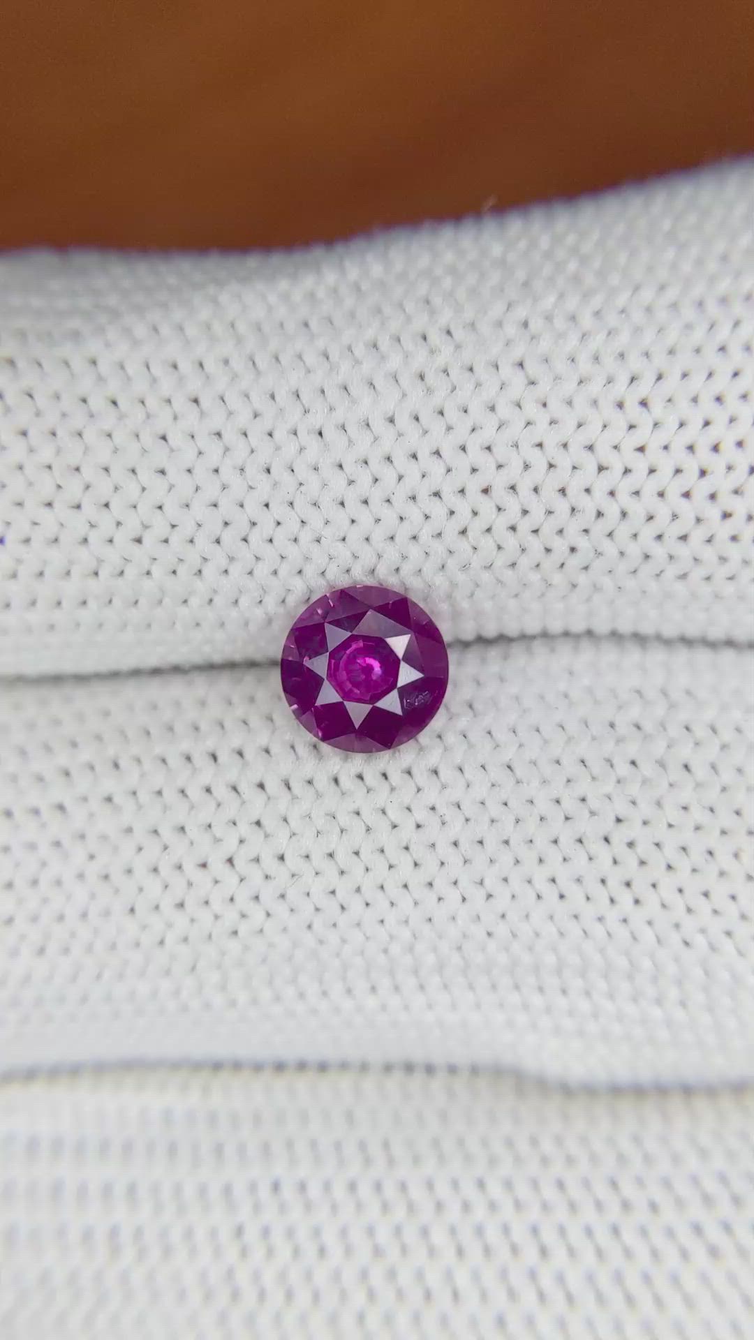 1.23 Ct. Purplish Pink Sapphire from Ceylon (Sri Lanka) Size Video