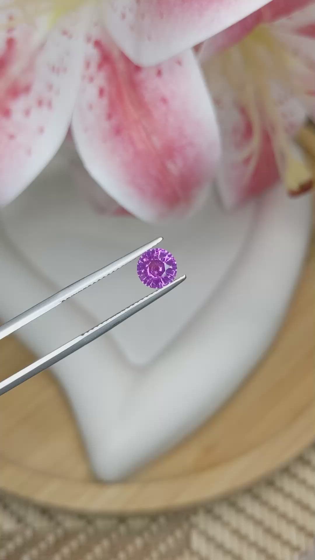 1.23 Ct. Purplish Pink Sapphire from Ceylon (Sri Lanka) Size Video