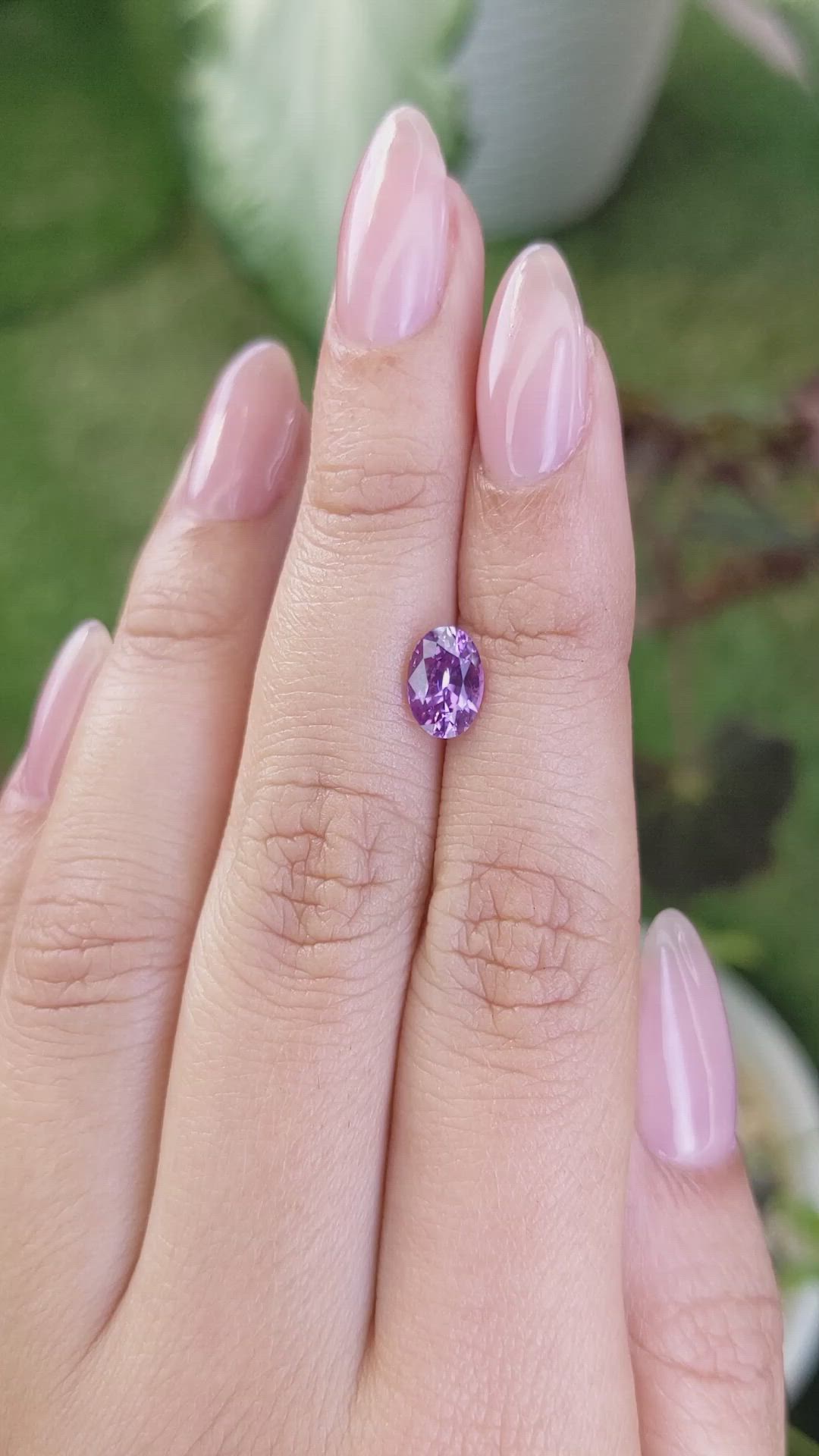 1.38 Ct. Pinkish Purple Sapphire from Ceylon (Sri Lanka) Size Video