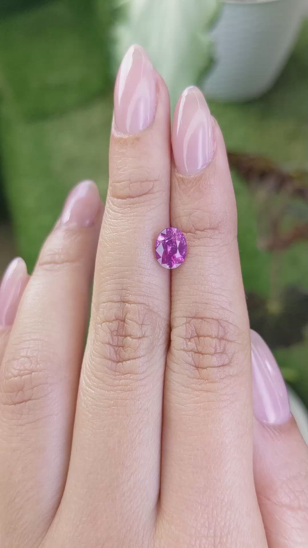 1.61 Ct. Pinkish Purple Sapphire from Ceylon (Sri Lanka) Size Video