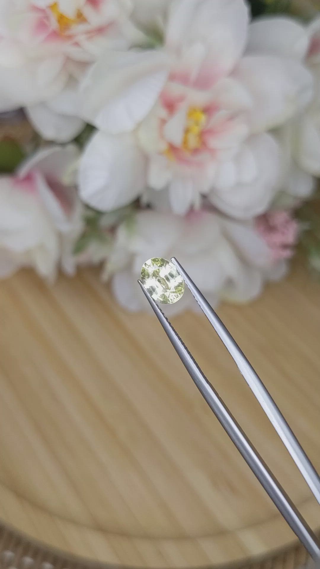 1.55 Ct. Yellow Sapphire from Ceylon (Sri Lanka) Size Video