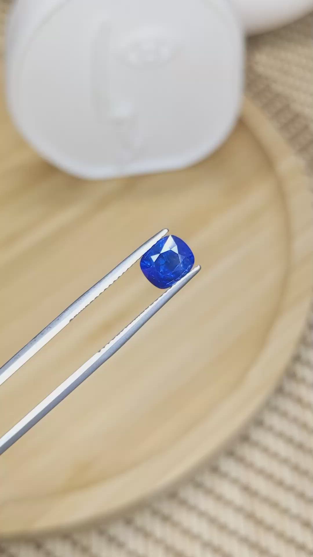 2.03 Ct. Blue Sapphire from Ceylon (Sri Lanka) Size Video