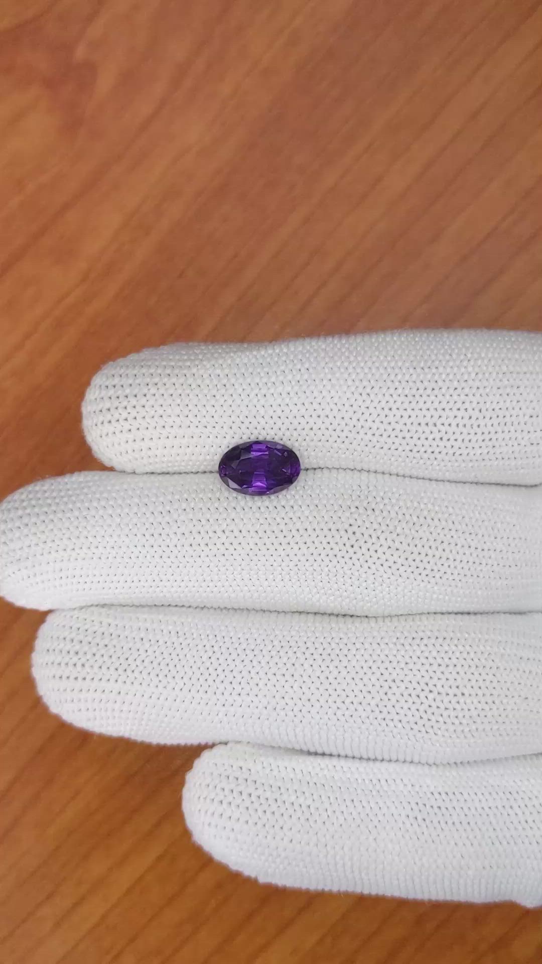 2.67 Ct. Purple Sapphire from Ceylon (Sri Lanka) Size Video