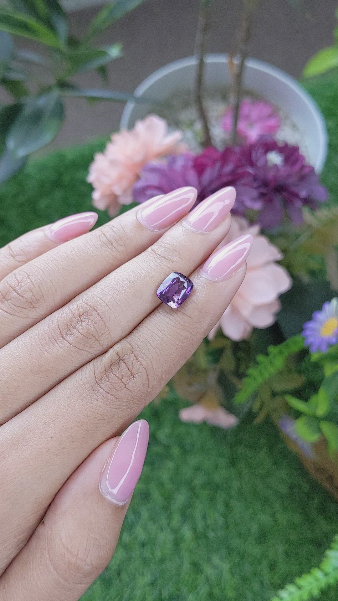 2.99 Ct. Pinkish Purple Sapphire from Ceylon (Sri Lanka) Size Video