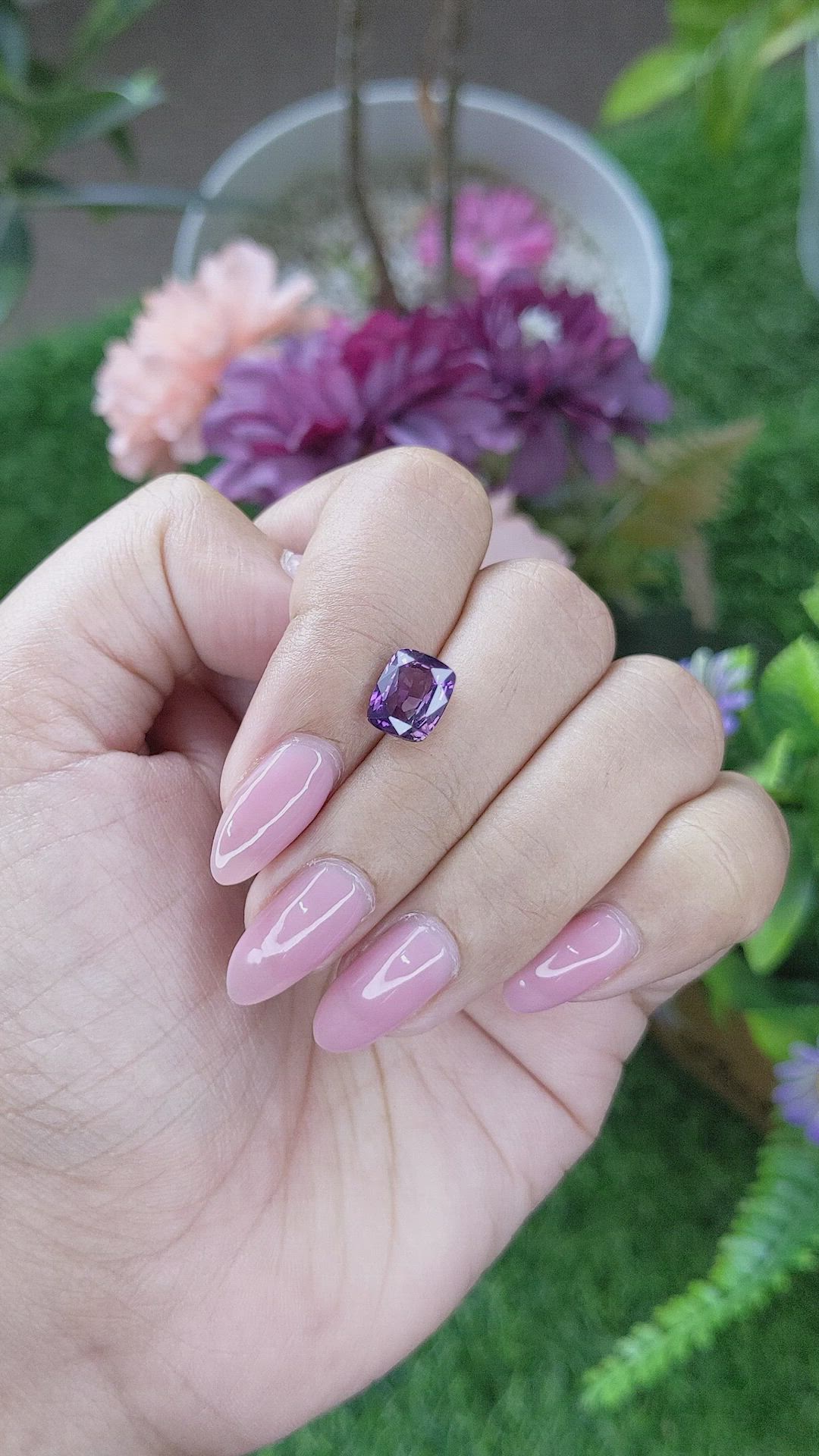 2.99 Ct. Pinkish Purple Sapphire from Ceylon (Sri Lanka) Size Video