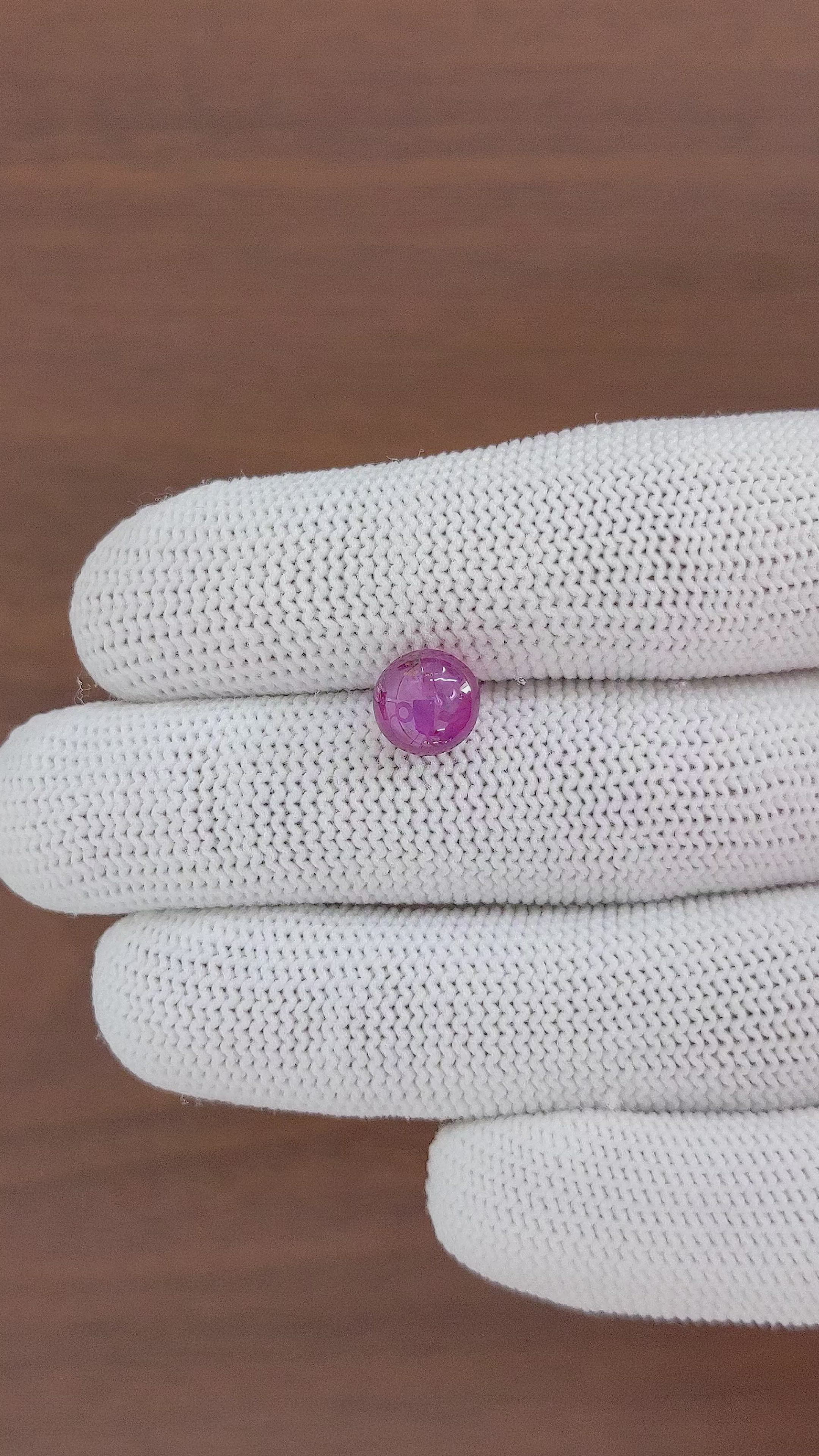 4.06 Ct. Purplish Pink Star Sapphire from Ceylon (Sri Lanka) Size Video
