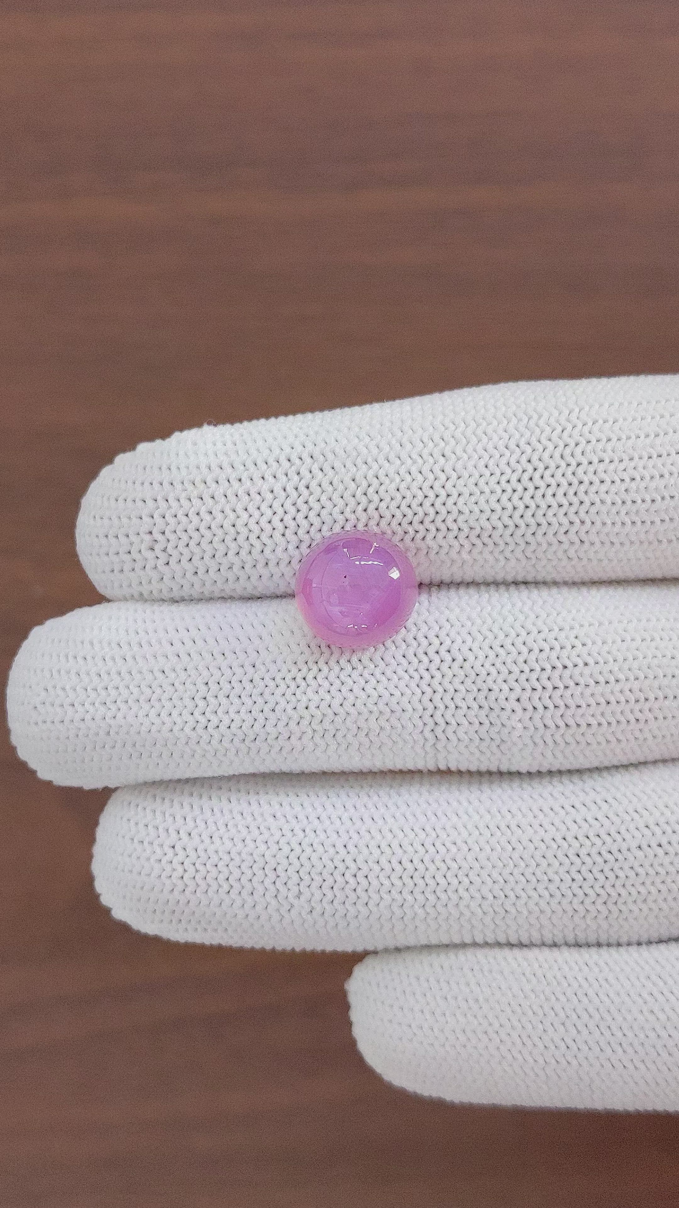 8.79 Ct. Purplish Pink Star Sapphire from Ceylon (Sri Lanka) Size Video