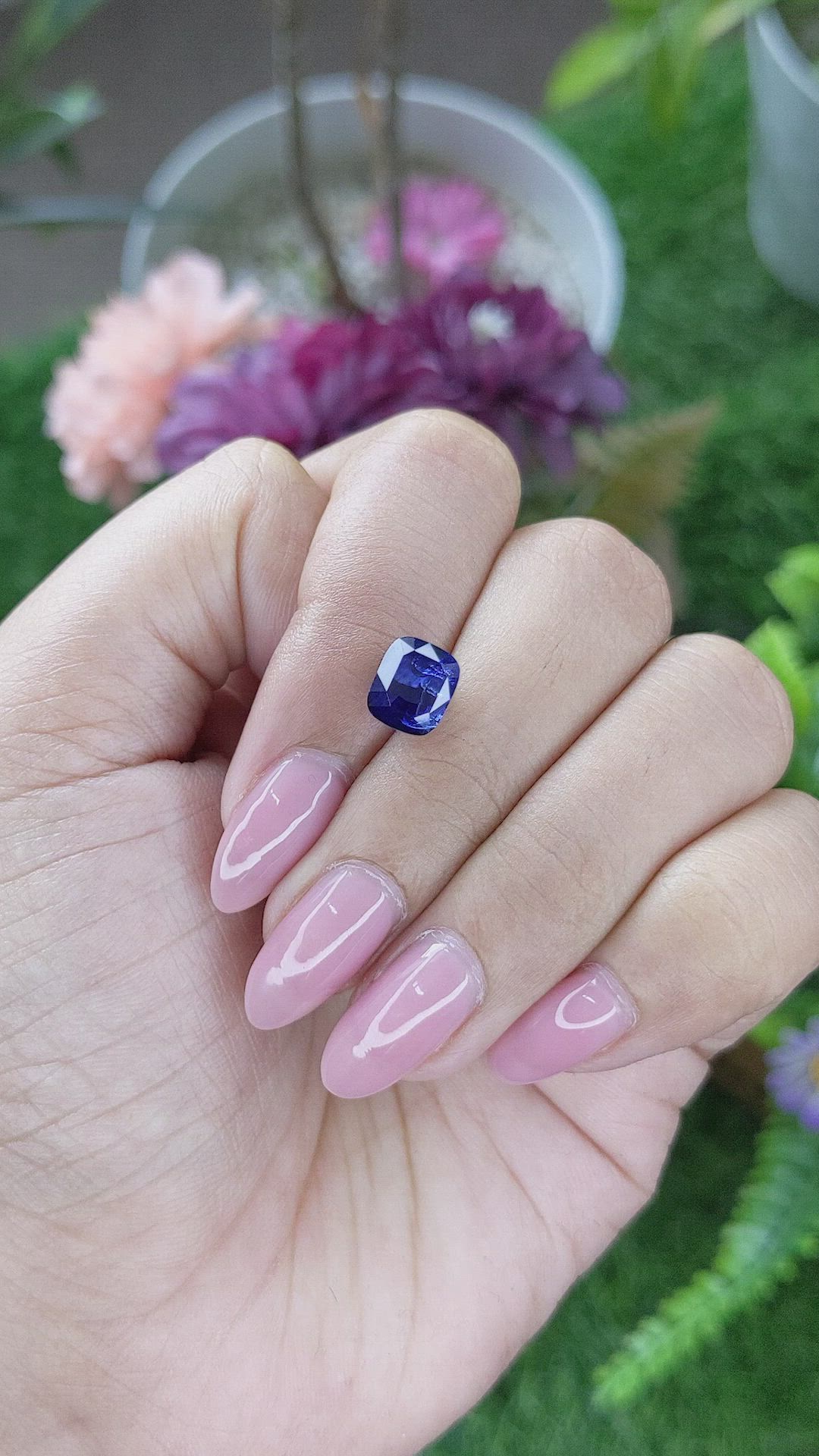 3.09 Ct. Blue Sapphire from Ceylon (Sri Lanka) Size Video