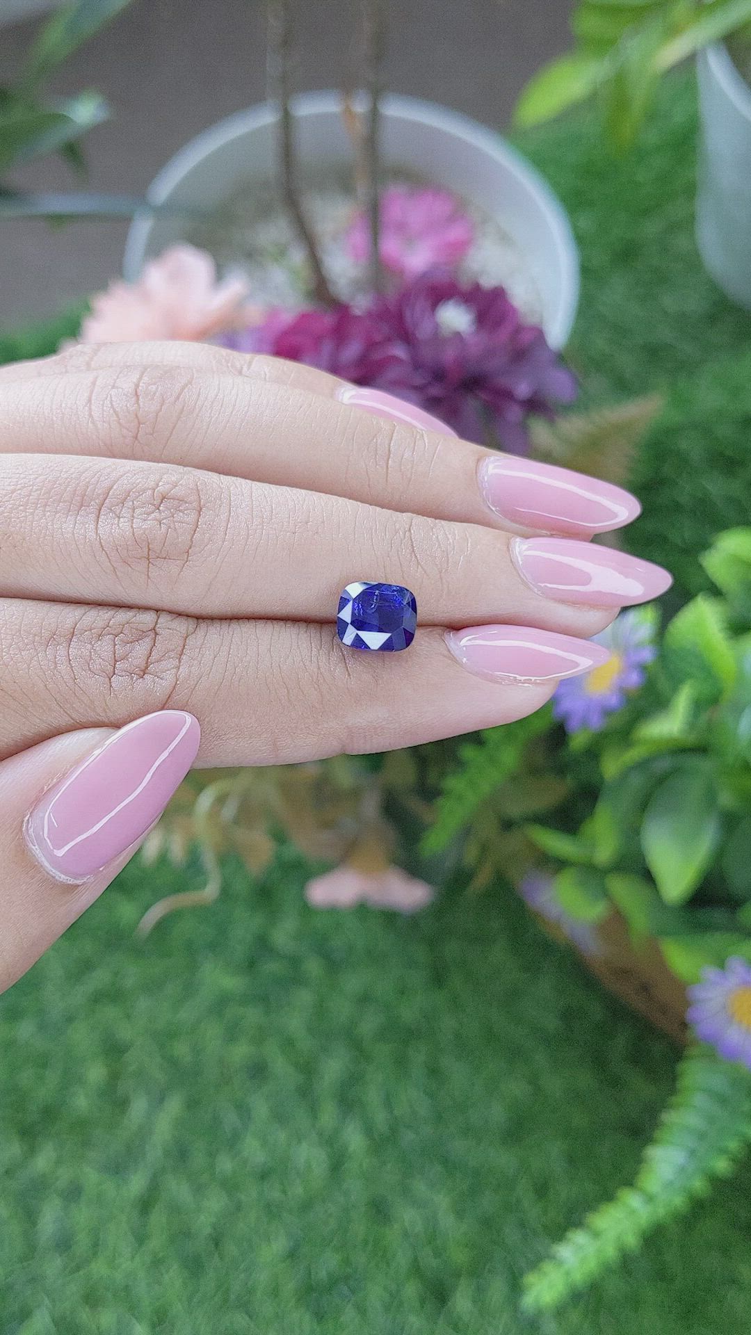 3.09 Ct. Blue Sapphire from Ceylon (Sri Lanka) Size Video