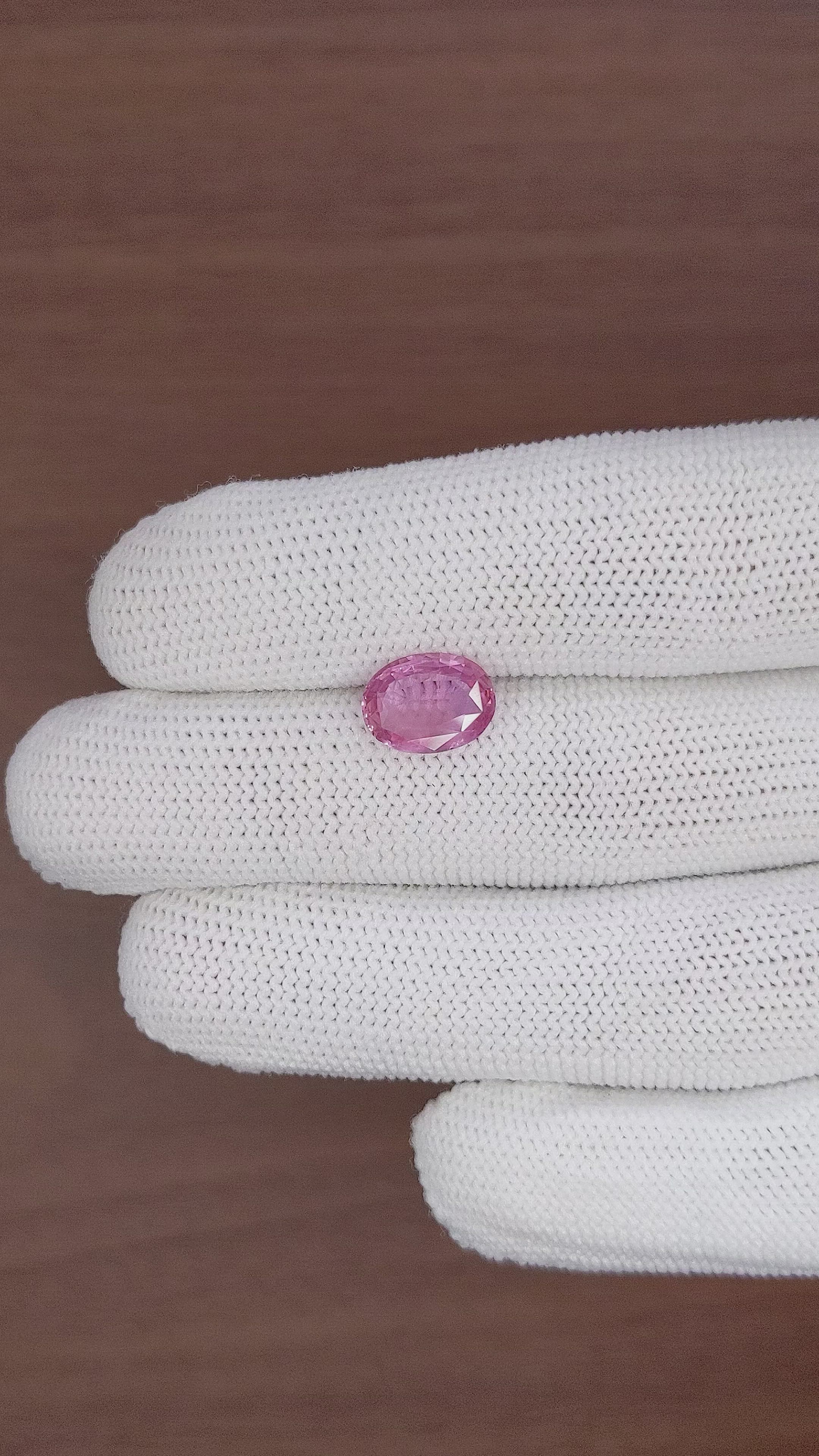3.01 Ct. Purplish Pink Sapphire from Ceylon (Sri Lanka) Size Video