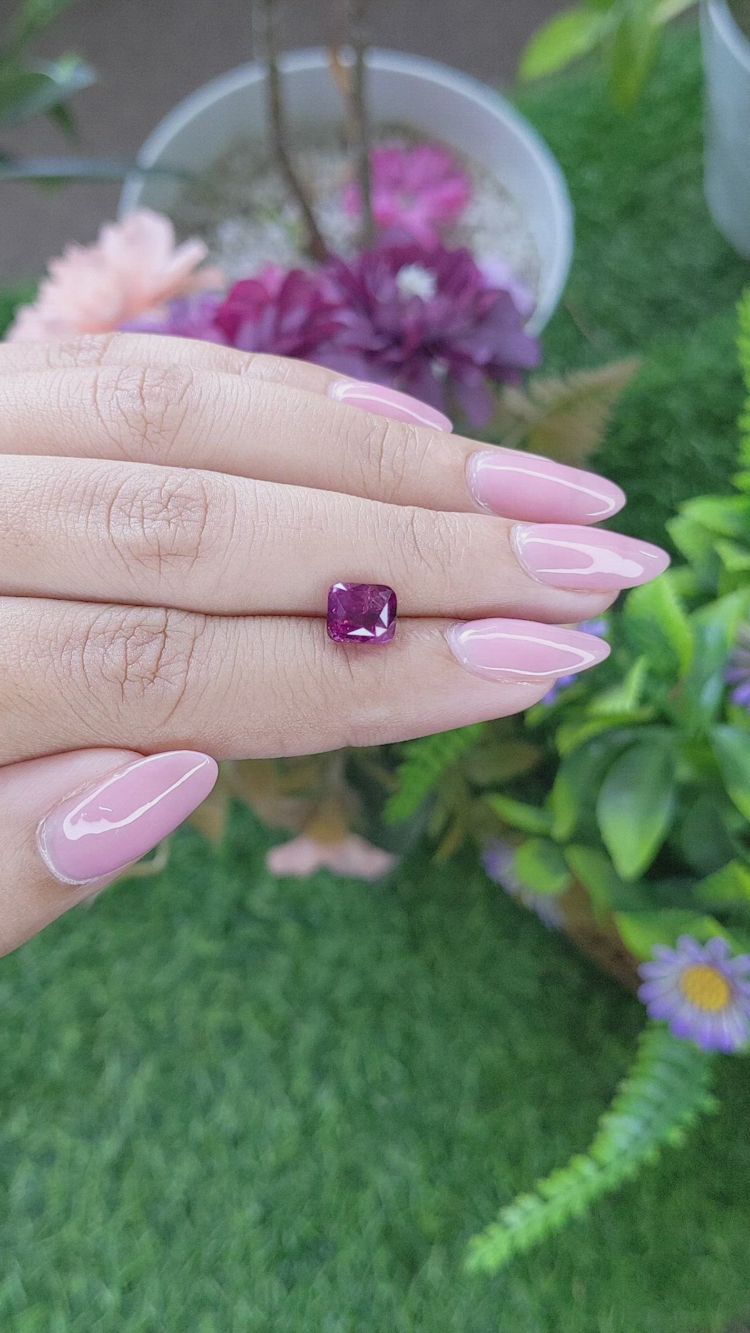 2.64 Ct. Purplish Pink Sapphire from Ceylon (Sri Lanka) Size Video