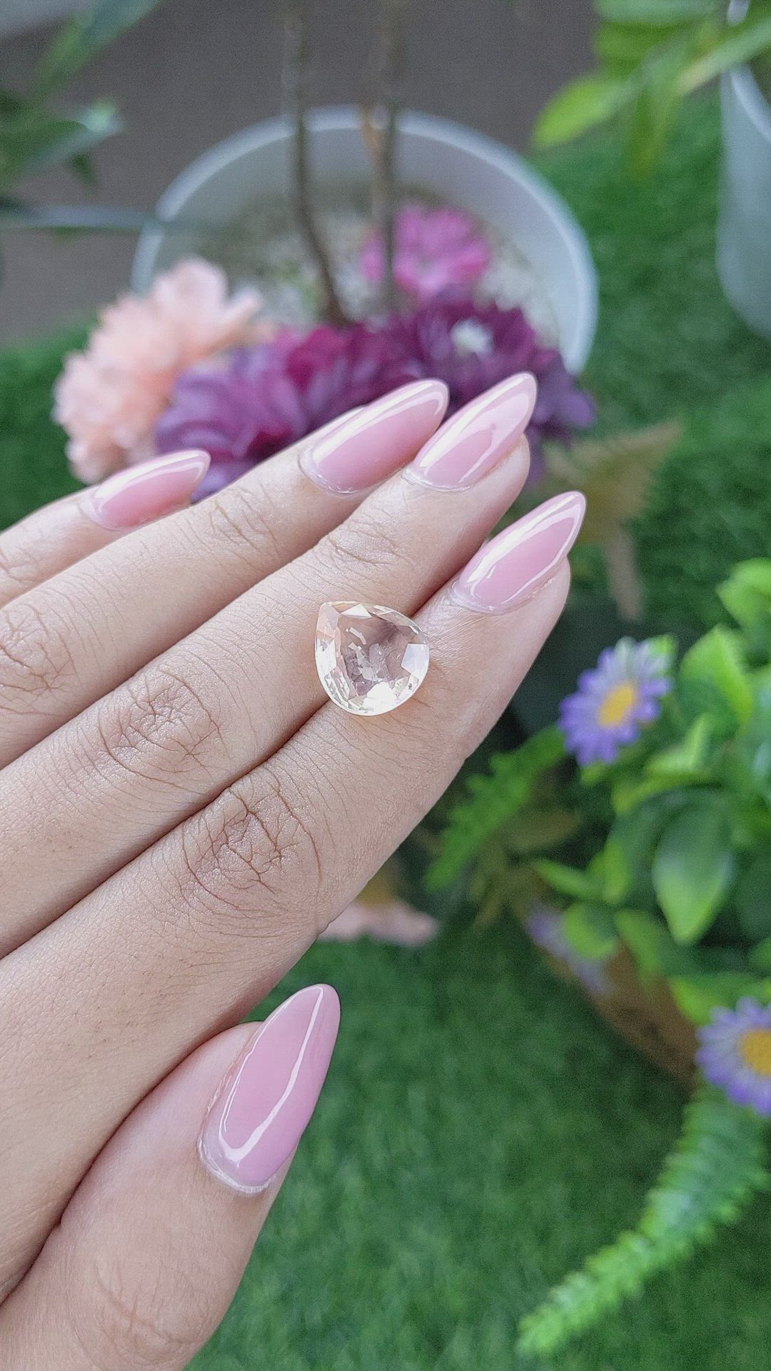 6.05 Ct. Peach Sapphire from Ceylon (Sri Lanka) Size Video
