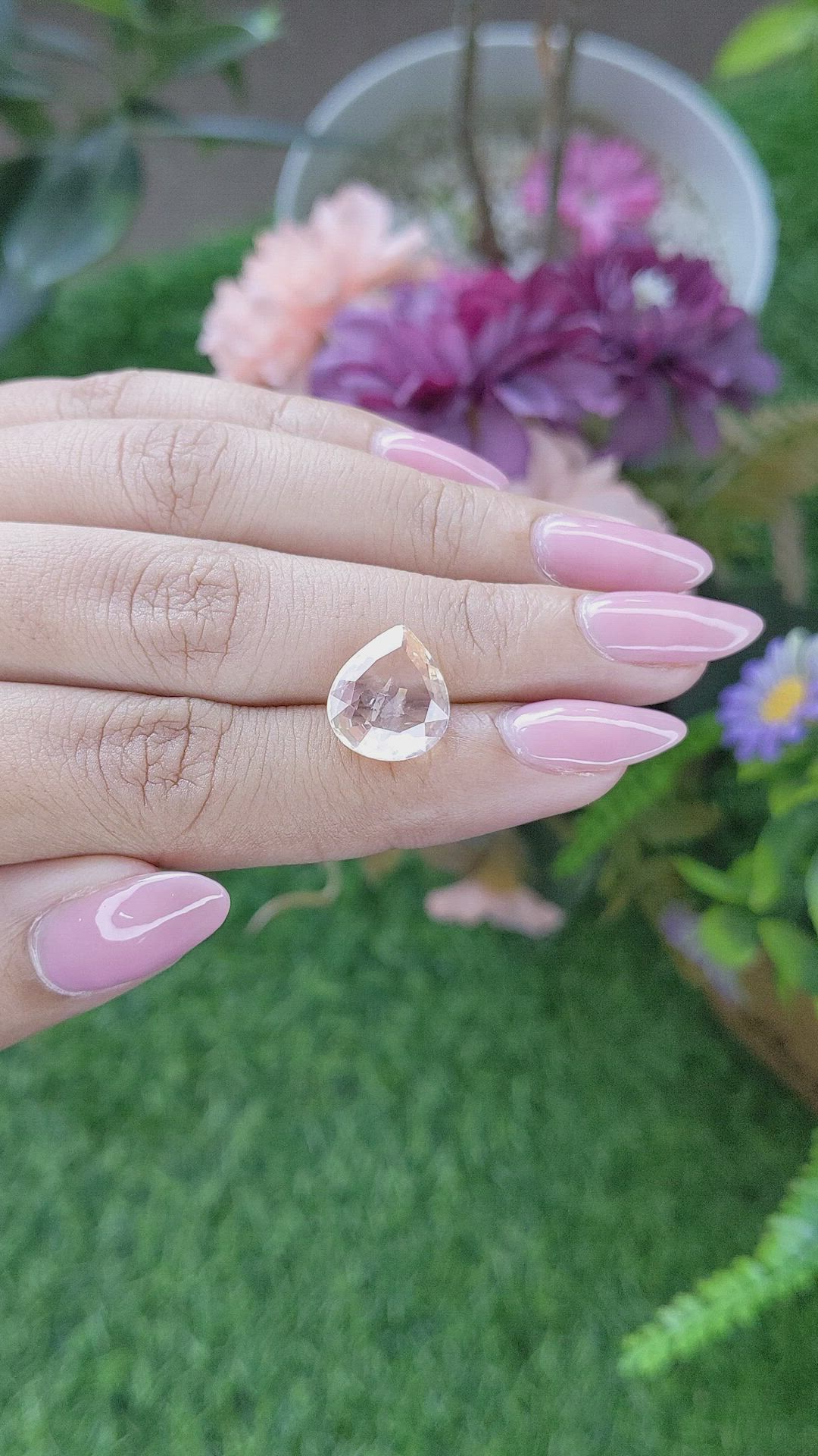 6.05 Ct. Peach Sapphire from Ceylon (Sri Lanka) Size Video