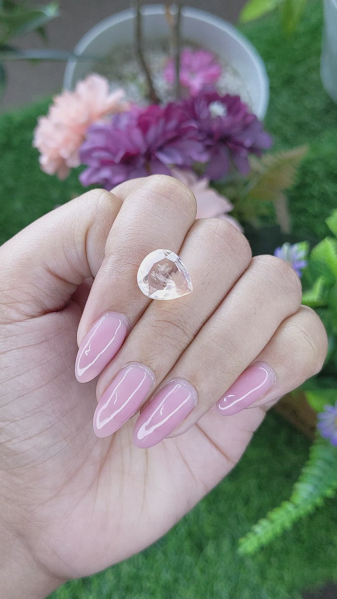 6.05 Ct. Peach Sapphire from Ceylon (Sri Lanka) Size Video