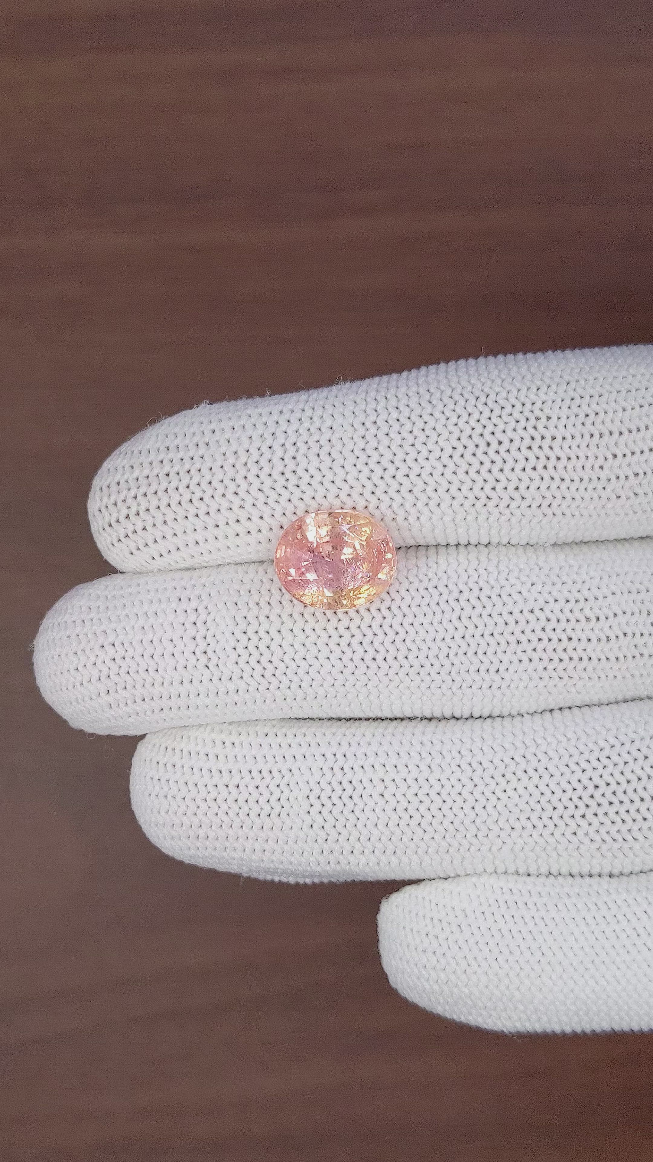 6.56 Ct. Padparadscha Sapphire from Ceylon (Sri Lanka) Size Video