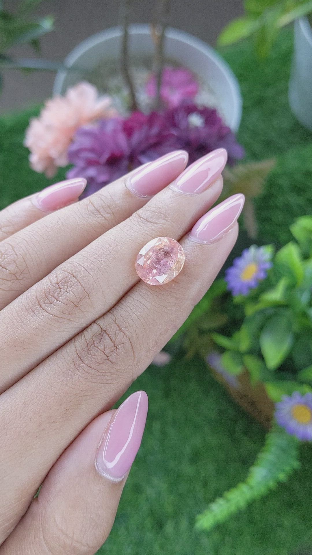 6.56 Ct. Padparadscha Sapphire from Ceylon (Sri Lanka) Size Video