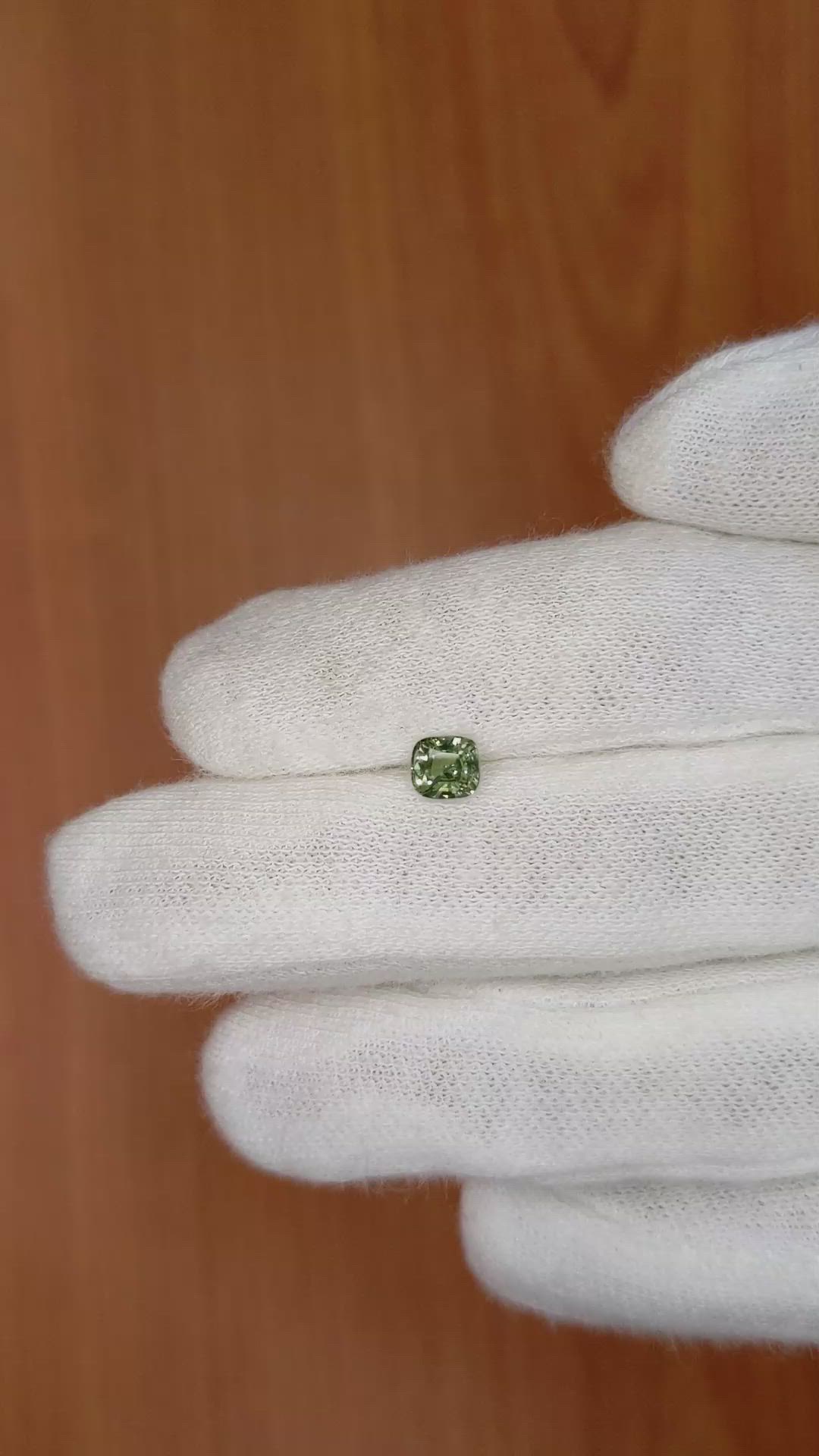 0.79 Ct. Green Sapphire from Ceylon (Sri Lanka) Size Video