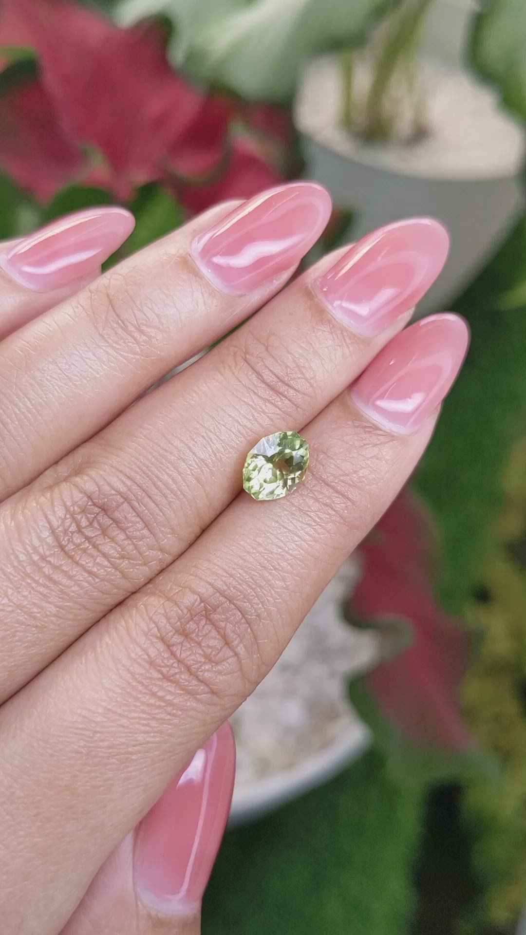 2.02 Ct. Yellowish Green Sapphire from Montana Size Video