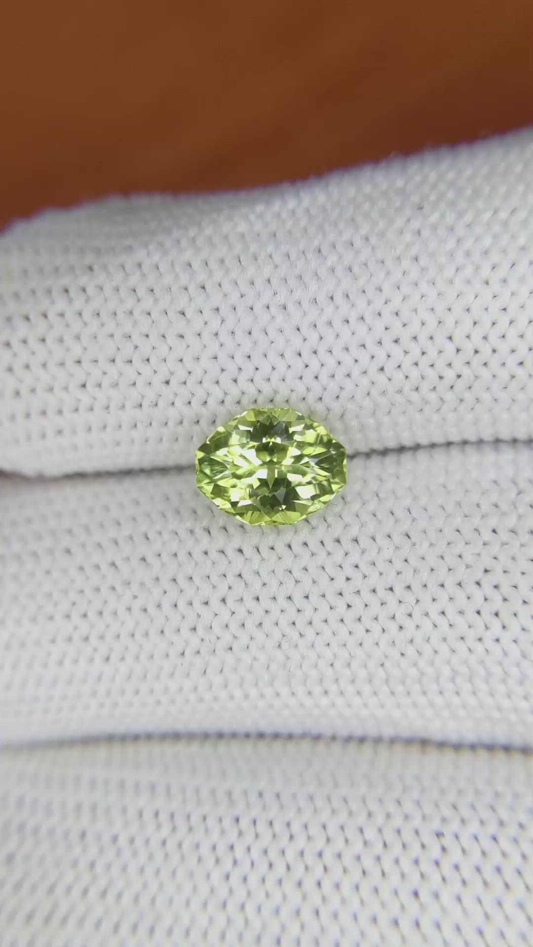 2.02 Ct. Yellowish Green Sapphire from Montana Size Video