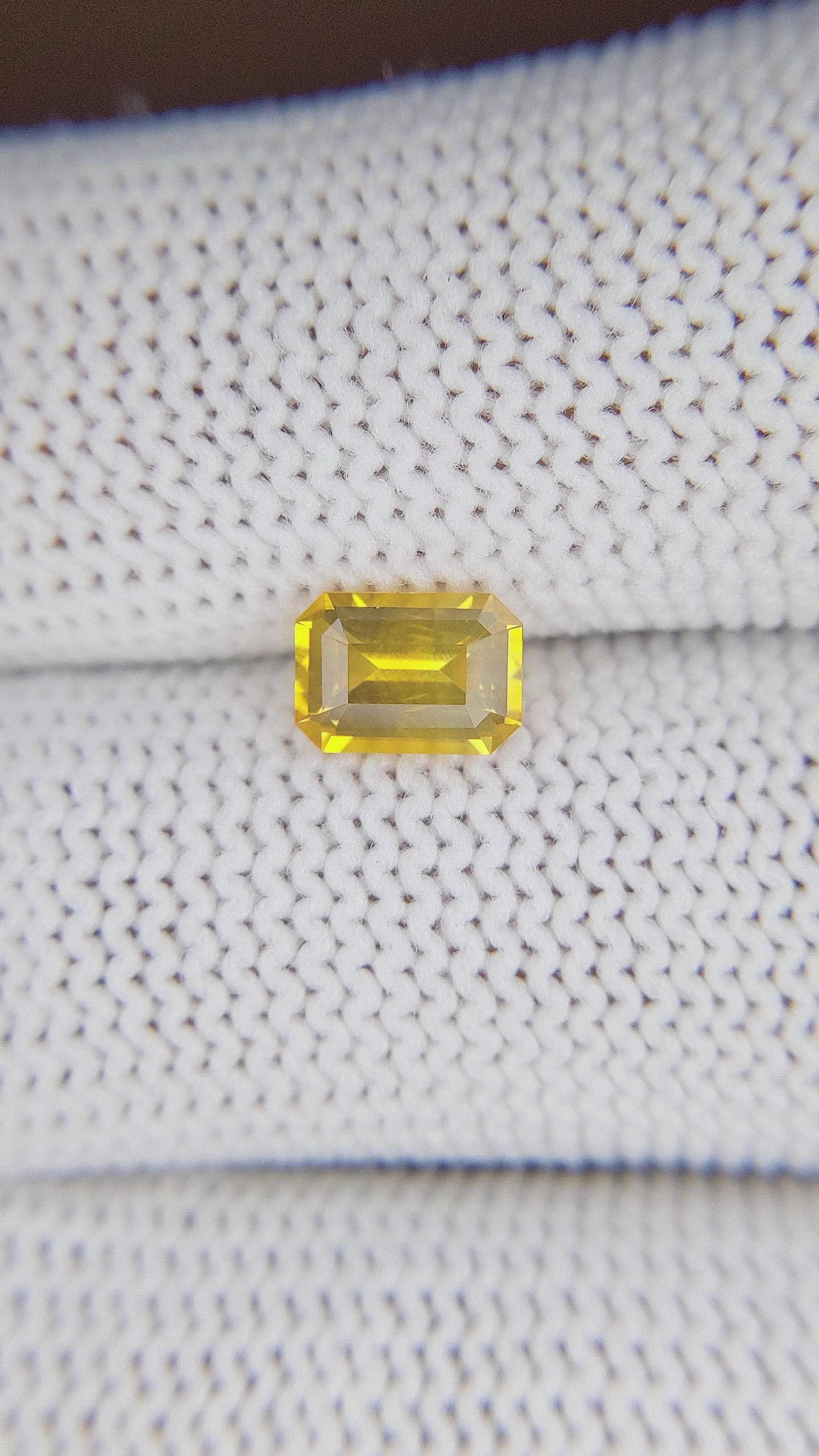1.16 Ct. Yellow Sapphire from Ceylon (Sri Lanka) Size Video