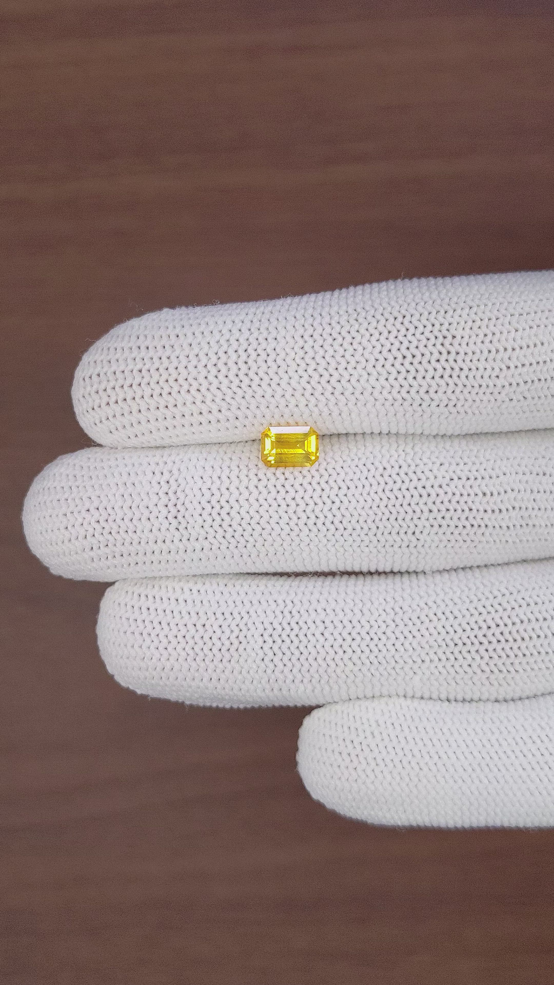 1.16 Ct. Yellow Sapphire from Ceylon (Sri Lanka) Size Video