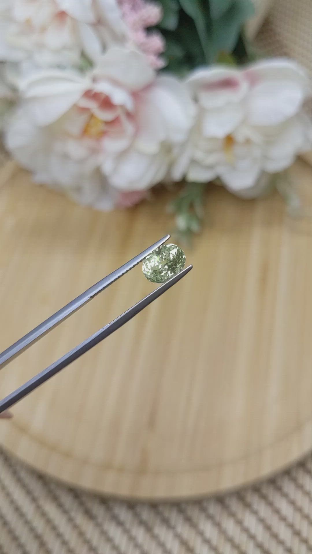2.20 Ct. Yellowish Green Sapphire from Montana Size Video