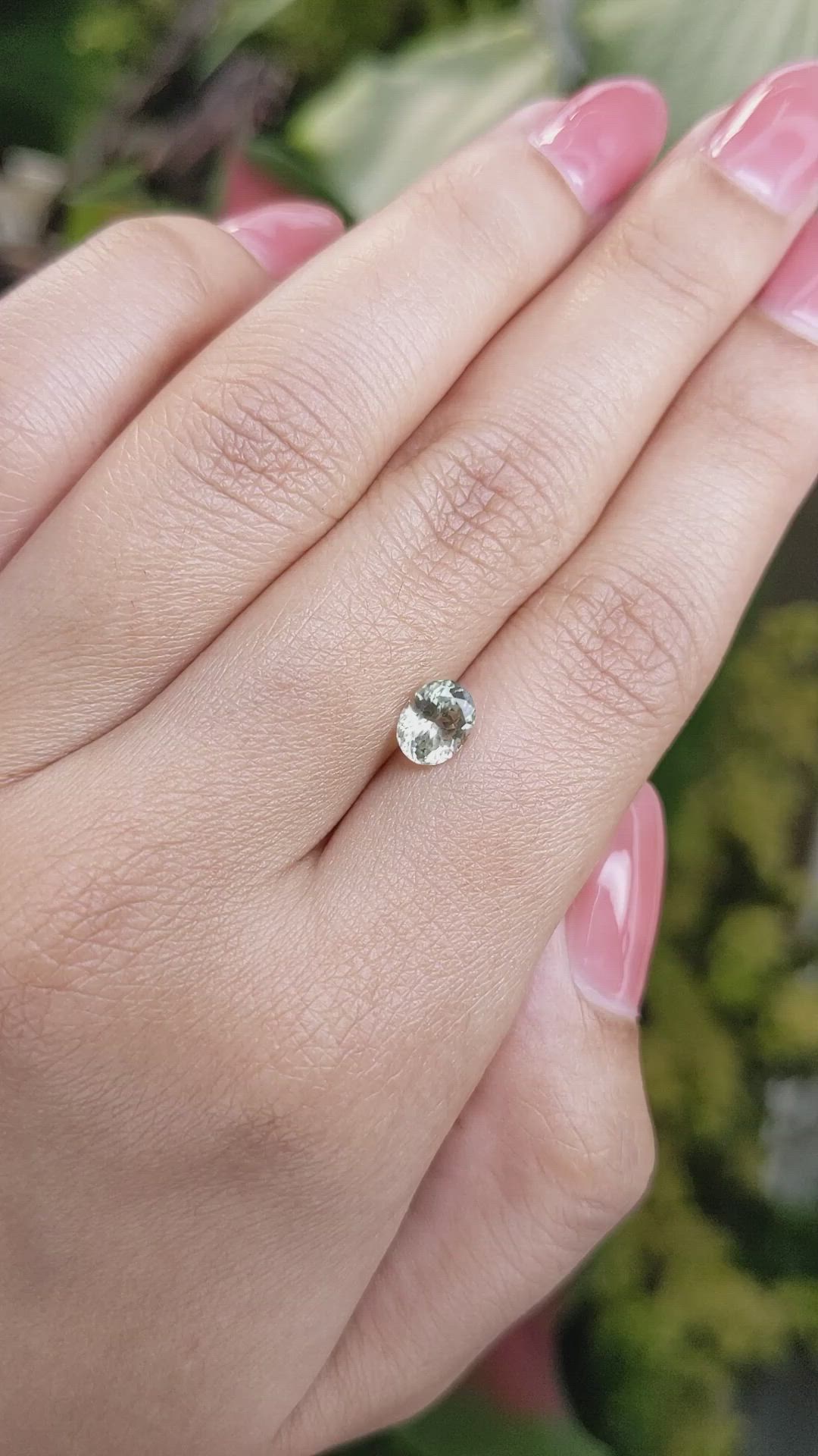 1.14 Ct. Yellowish Green Sapphire from Montana Size Video