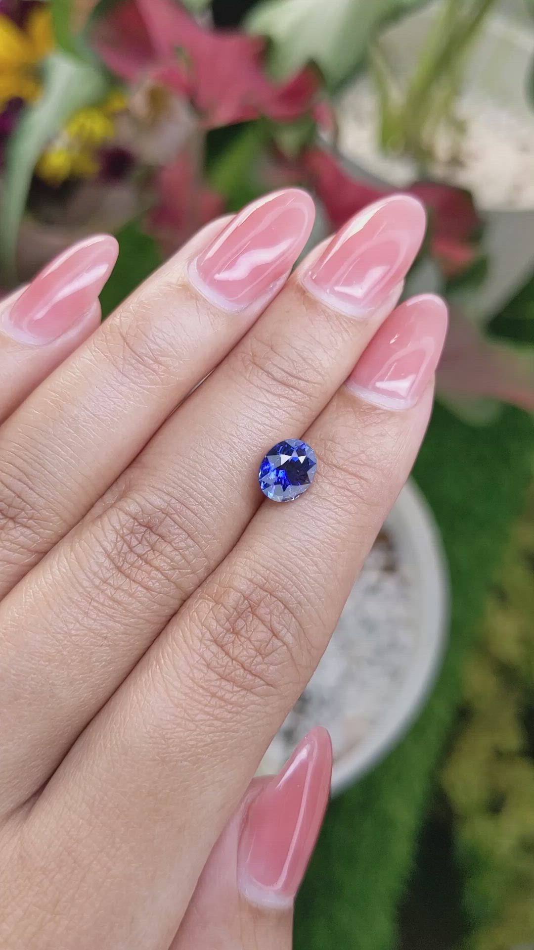 2.17 Ct. Blue Sapphire from Ceylon (Sri Lanka) Size Video