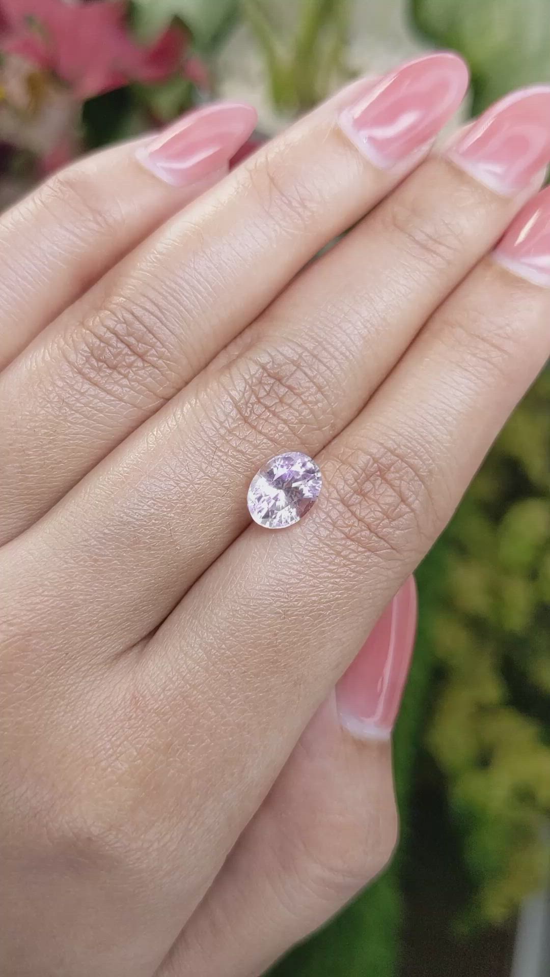 2.65 Ct. Purplish Pink Sapphire from Ceylon (Sri Lanka) Size Video