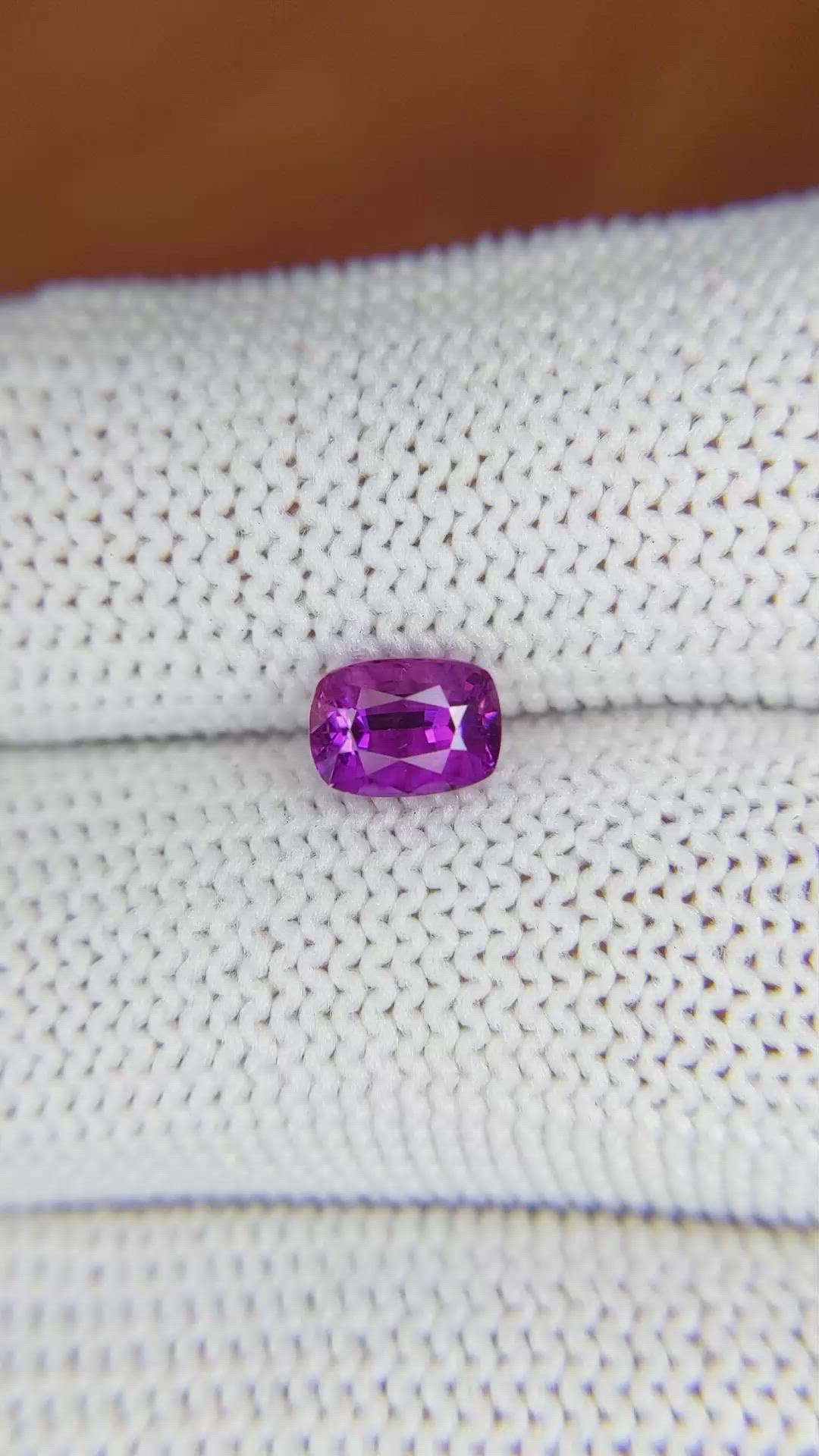 1.28 Ct. Pinkish Purple Sapphire from Ceylon (Sri Lanka) Size Video