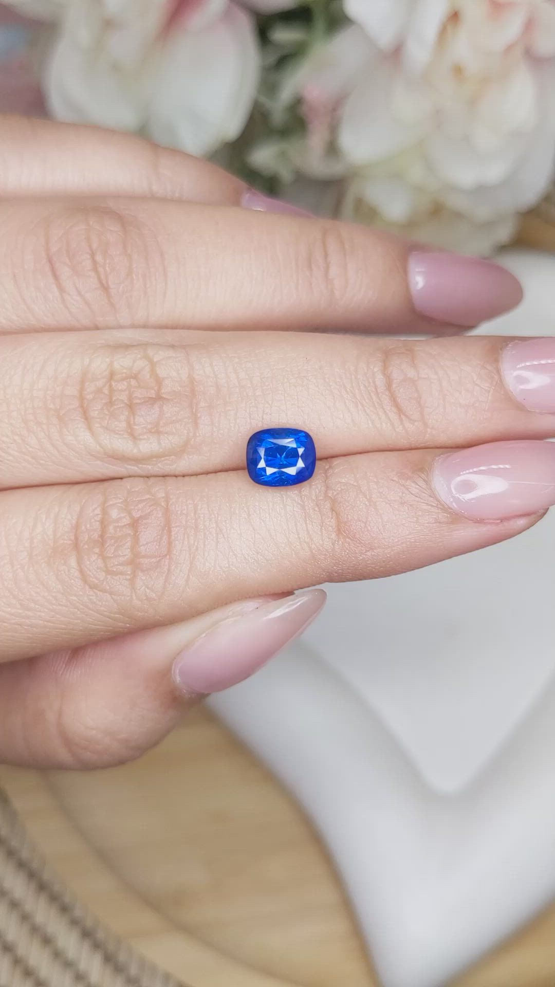 1.78 Ct. Blue Sapphire from Ceylon (Sri Lanka) Size Video