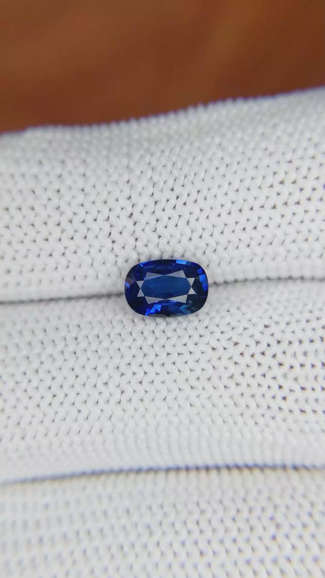 1.22 Ct. Blue Sapphire from Ceylon (Sri Lanka) Size Video