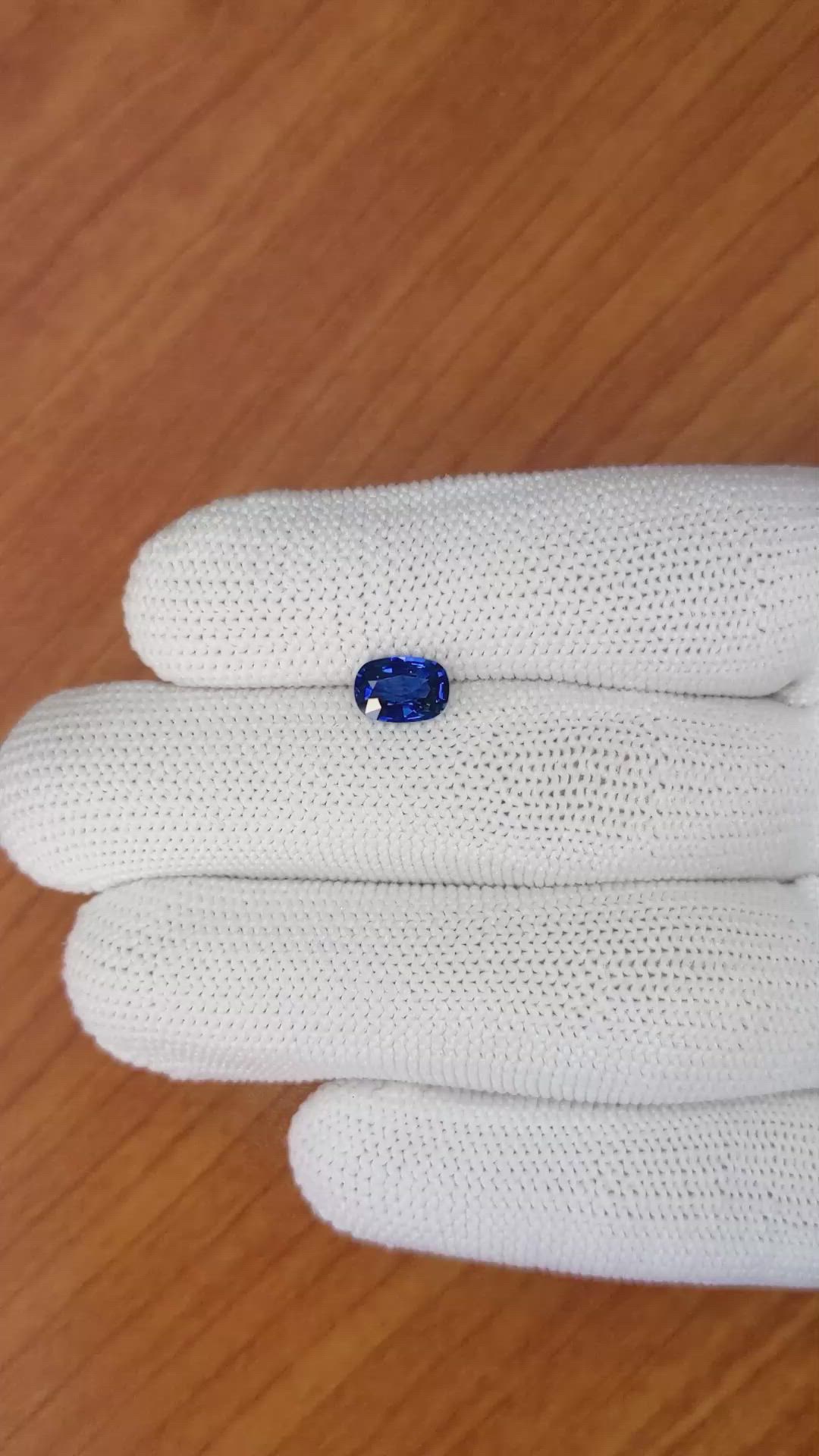 1.22 Ct. Blue Sapphire from Ceylon (Sri Lanka) Size Video