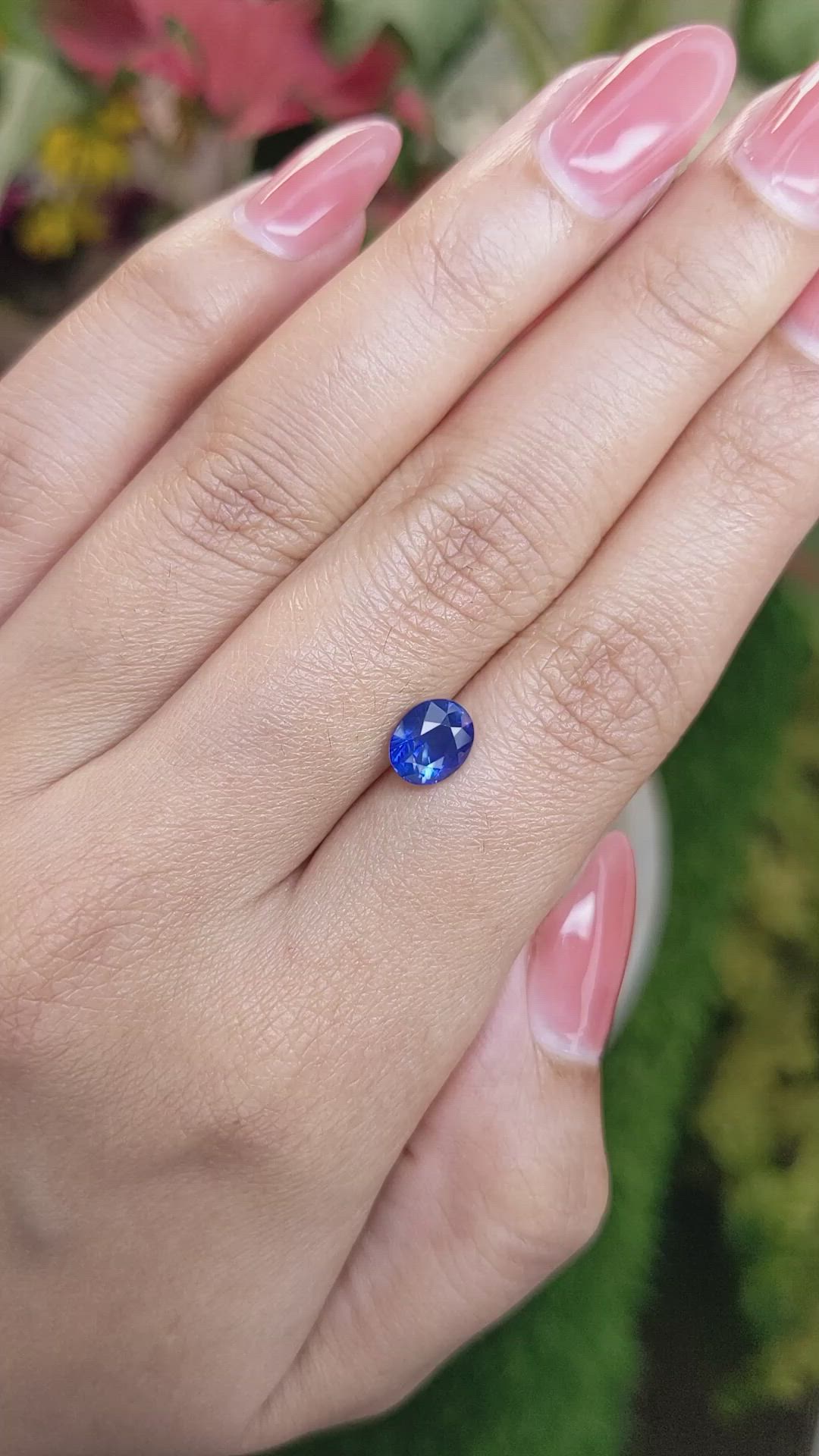 1.67 Ct. Blue Sapphire from Ceylon (Sri Lanka) Size Video