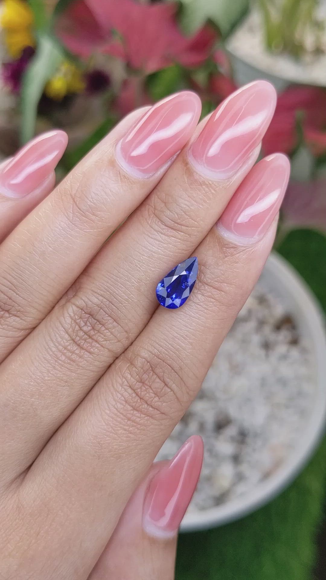 3.17 Ct. Blue Sapphire from Ceylon (Sri Lanka) Size Video