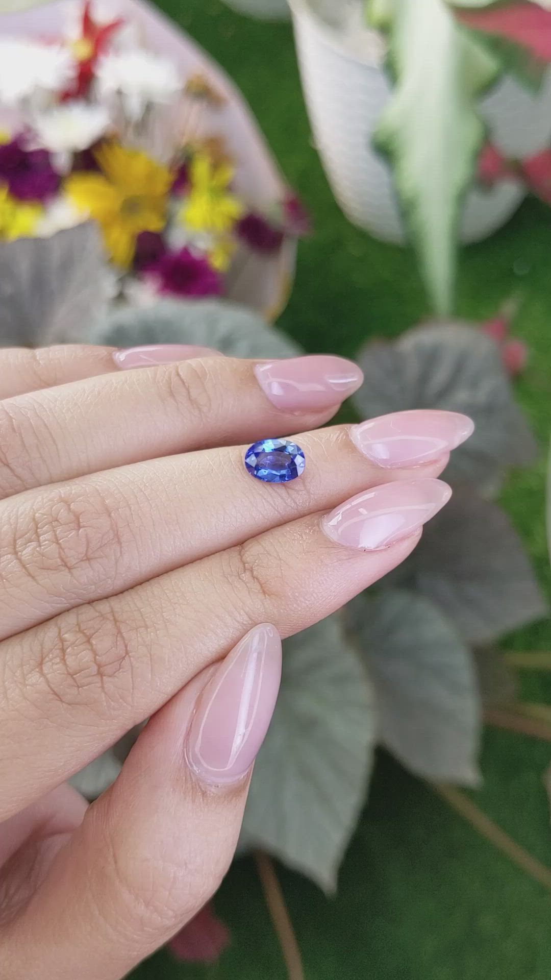 1.36 Ct. Blue Sapphire from Ceylon (Sri Lanka) Size Video