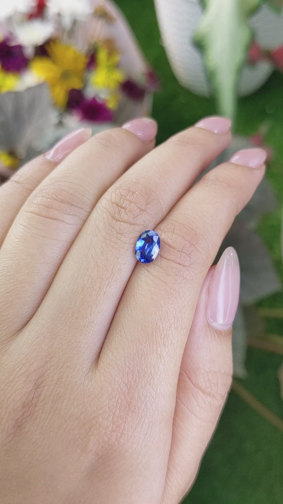 1.36 Ct. Blue Sapphire from Ceylon (Sri Lanka) Size Video