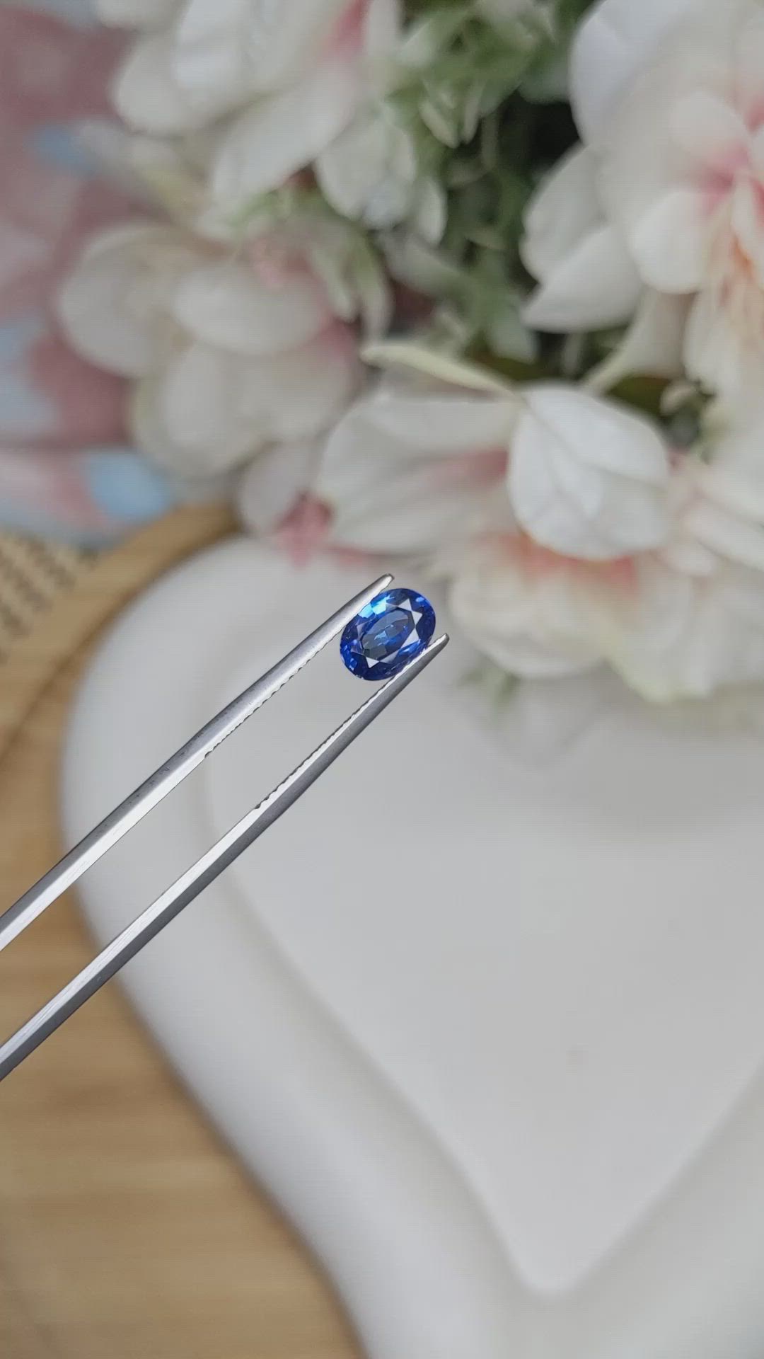 1.36 Ct. Blue Sapphire from Ceylon (Sri Lanka) Size Video