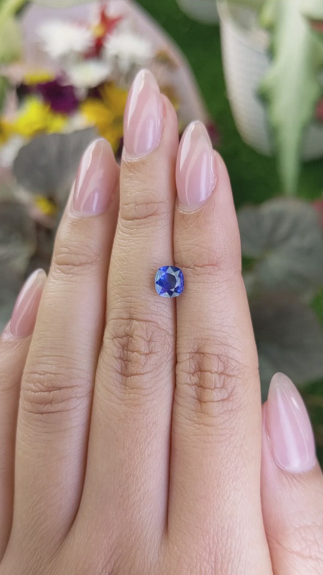 1.37 Ct. Blue Sapphire from Ceylon (Sri Lanka) Size Video