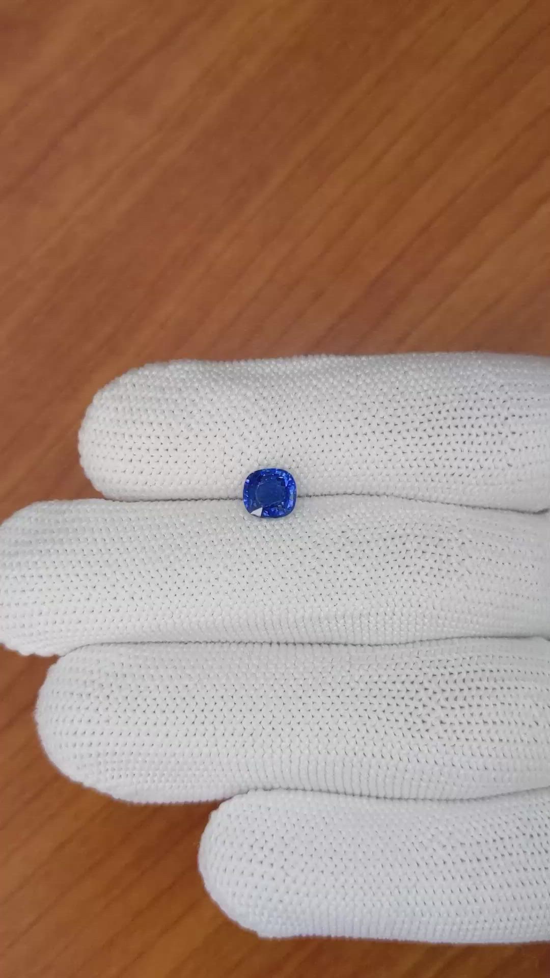 1.37 Ct. Blue Sapphire from Ceylon (Sri Lanka) Size Video