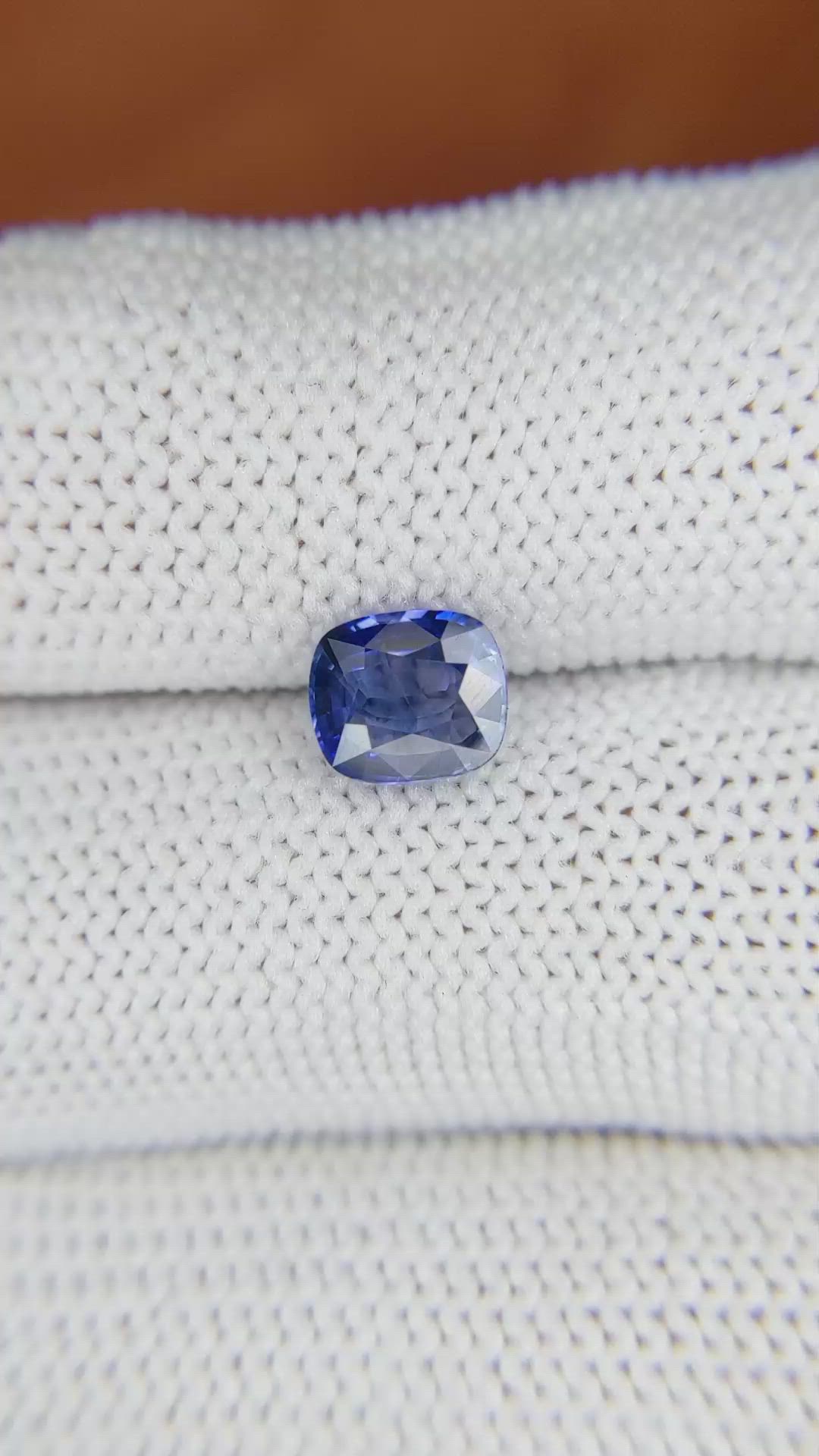 1.48 Ct. Blue Sapphire from Ceylon (Sri Lanka) Size Video