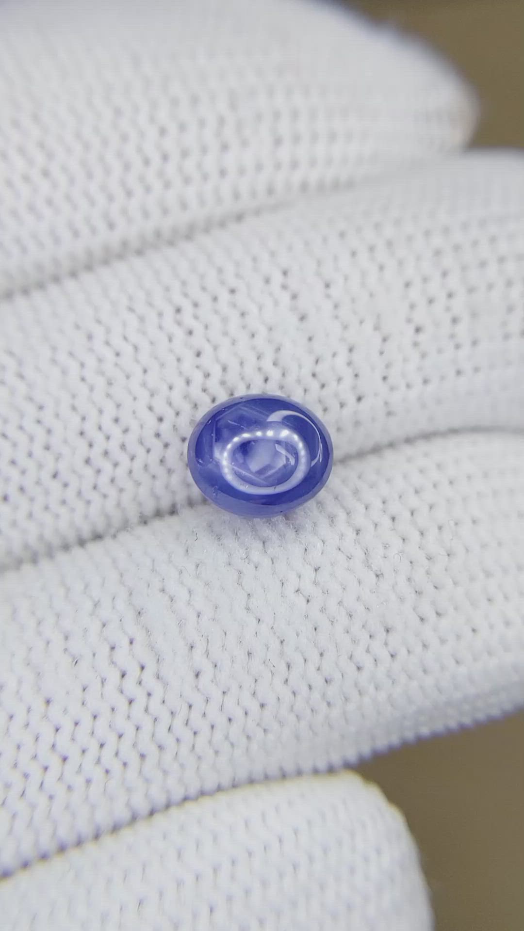 2.69 Ct. Blue Star Sapphire from Ceylon (Sri Lanka) Size Video